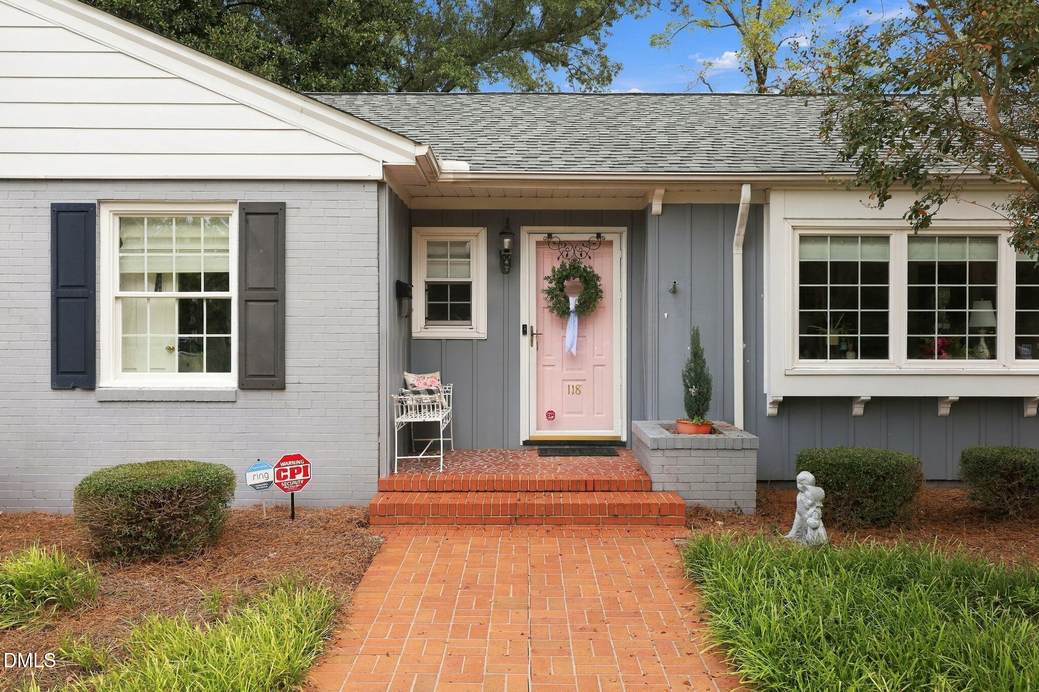 118 Fairfield Circle Property Photo 2