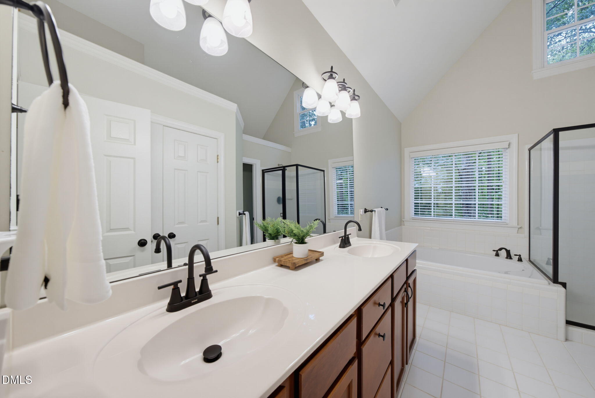 1731 Chestnut Hill Road Property Photo 22