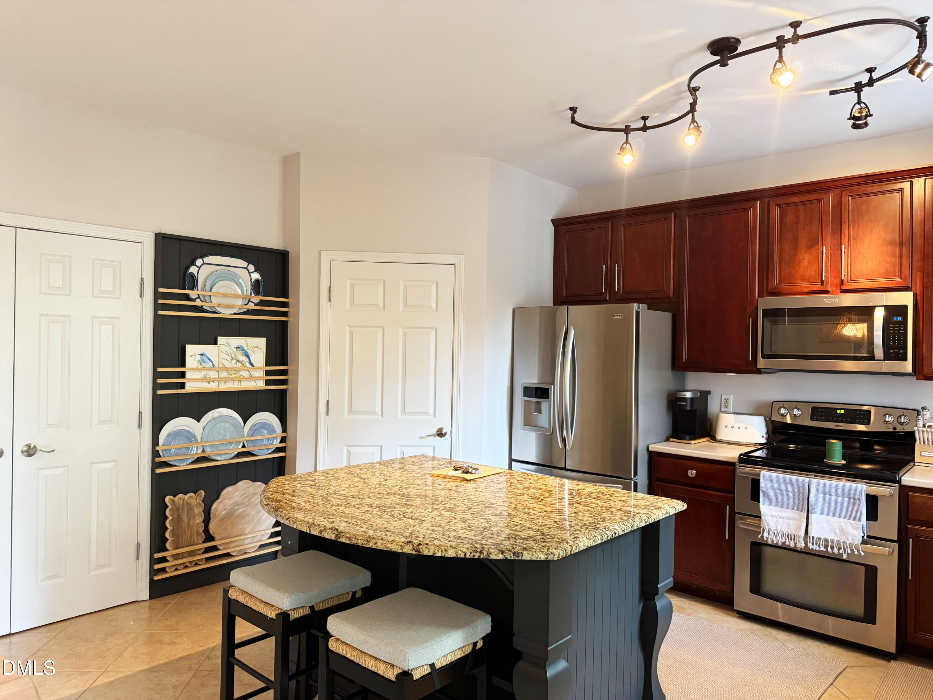 6 Sydenham Road Property Photo 10