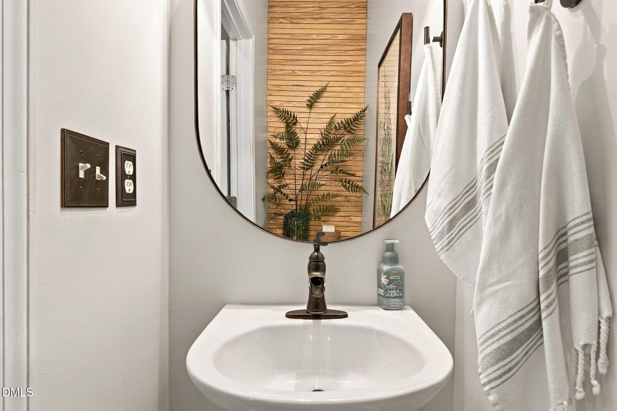 6 Sydenham Road Property Photo 20