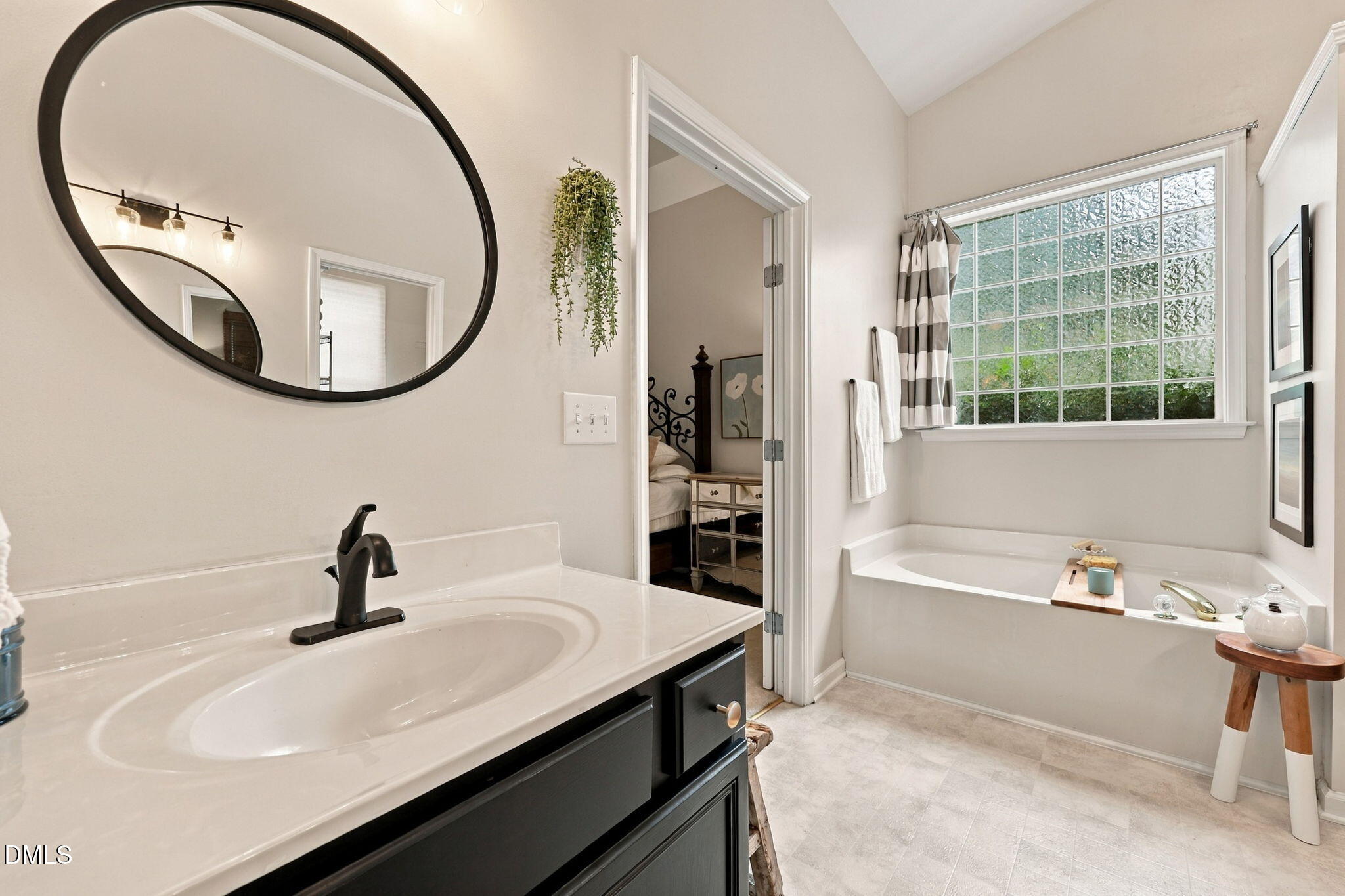 6 Sydenham Road Property Photo 27