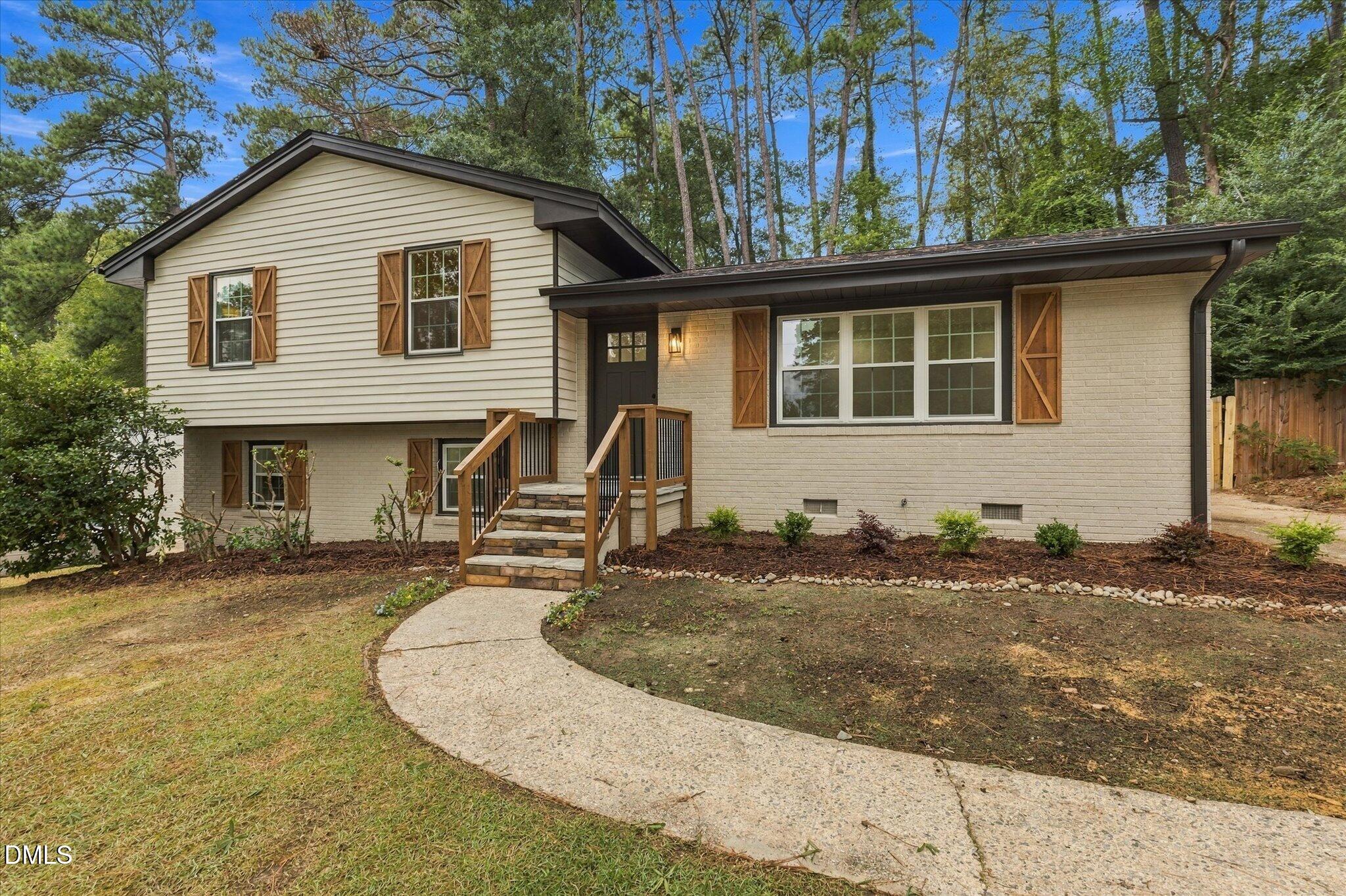 3605 Woodlea Drive Property Photo 2