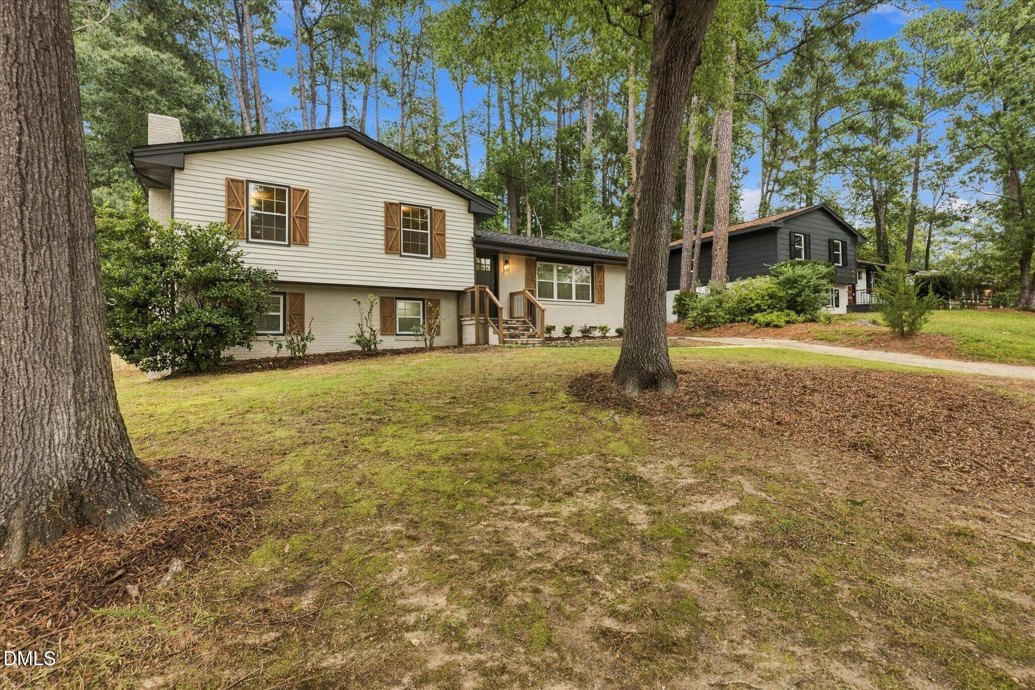 3605 Woodlea Drive Property Photo 3