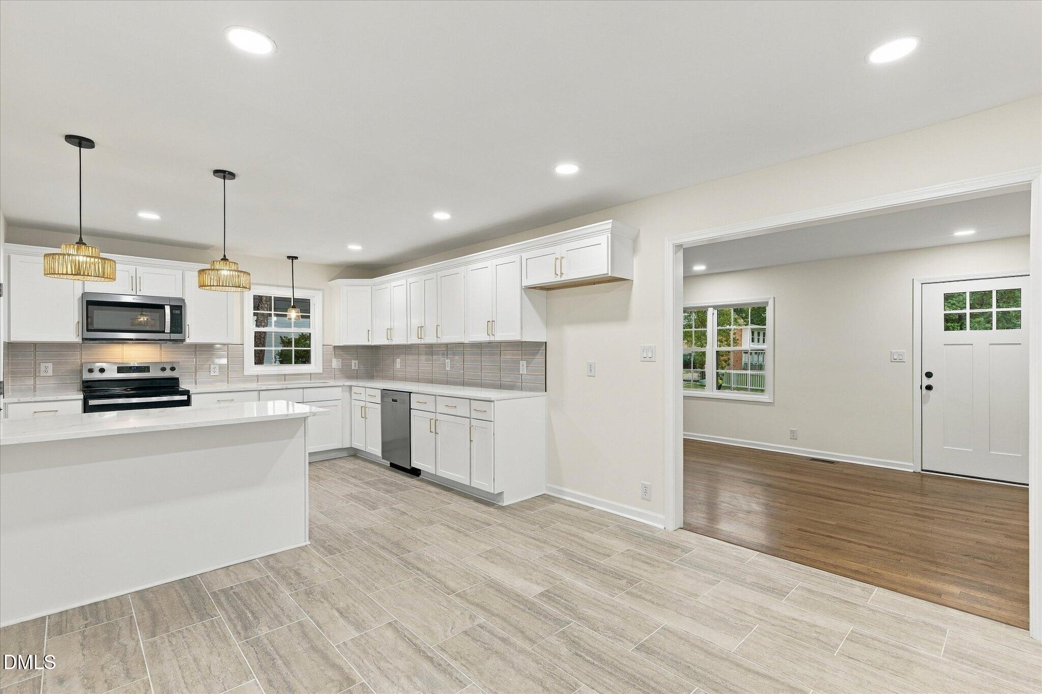 3605 Woodlea Drive Property Photo 8