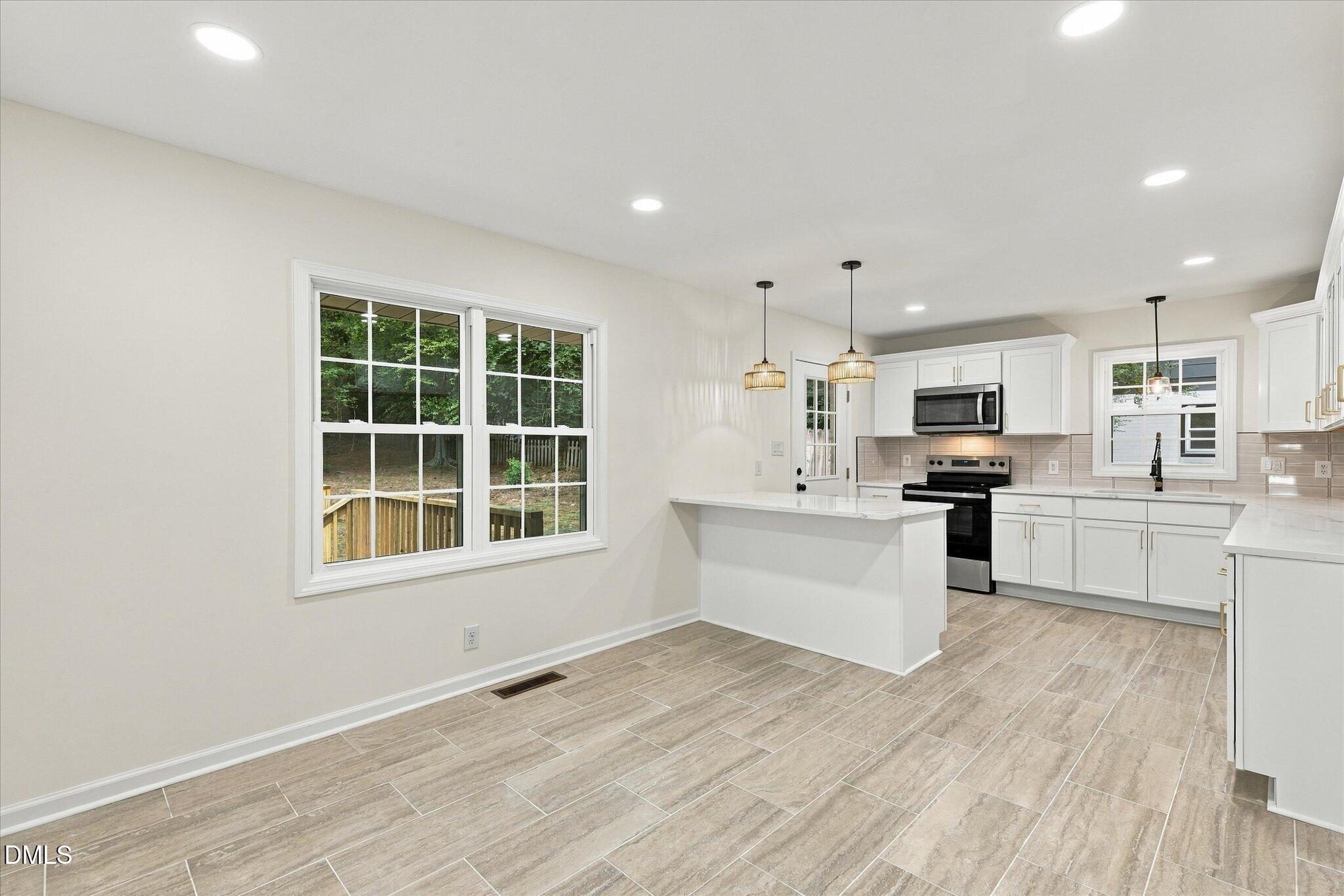 3605 Woodlea Drive Property Photo 10