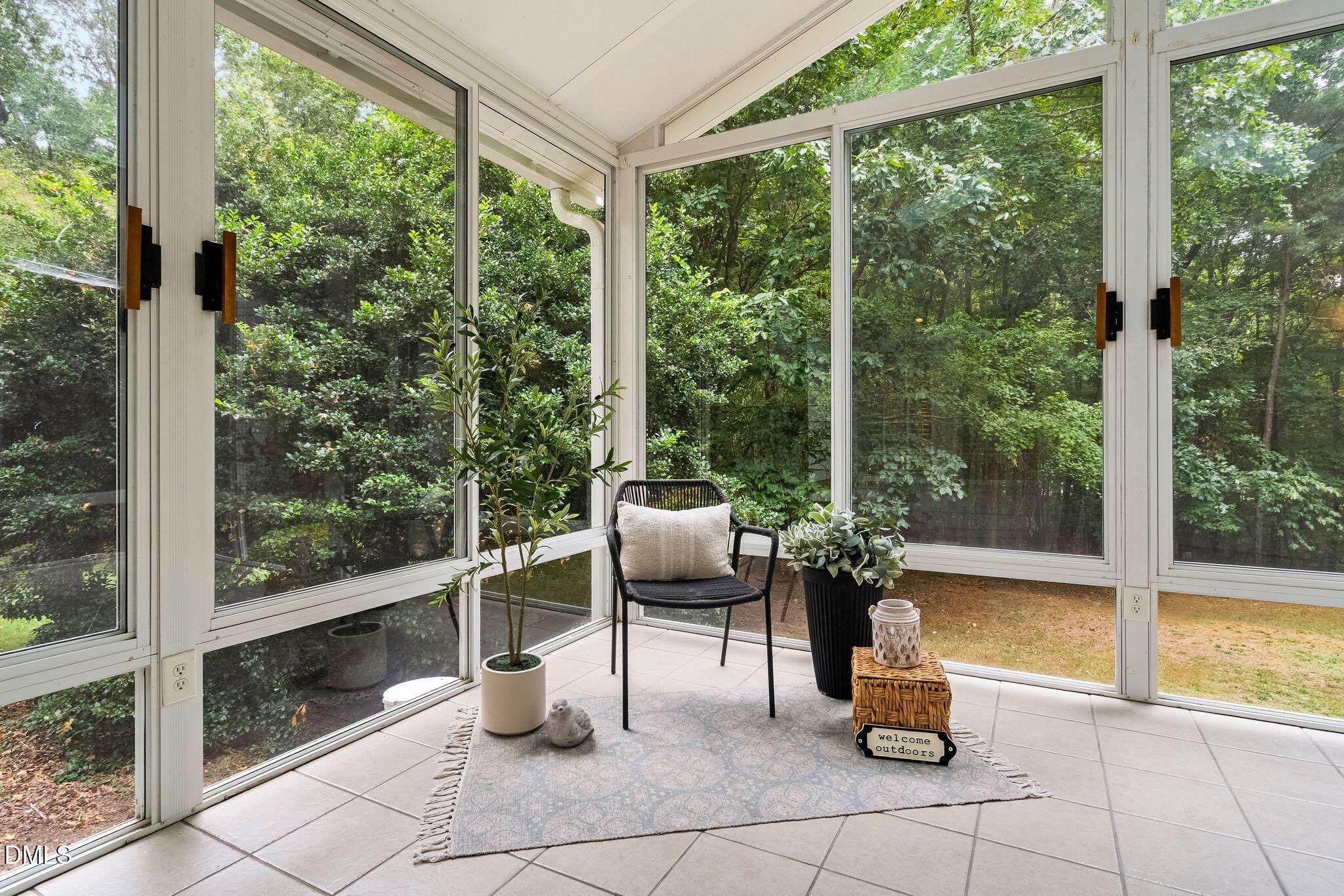 2909 Whitehart Lane Property Photo 23