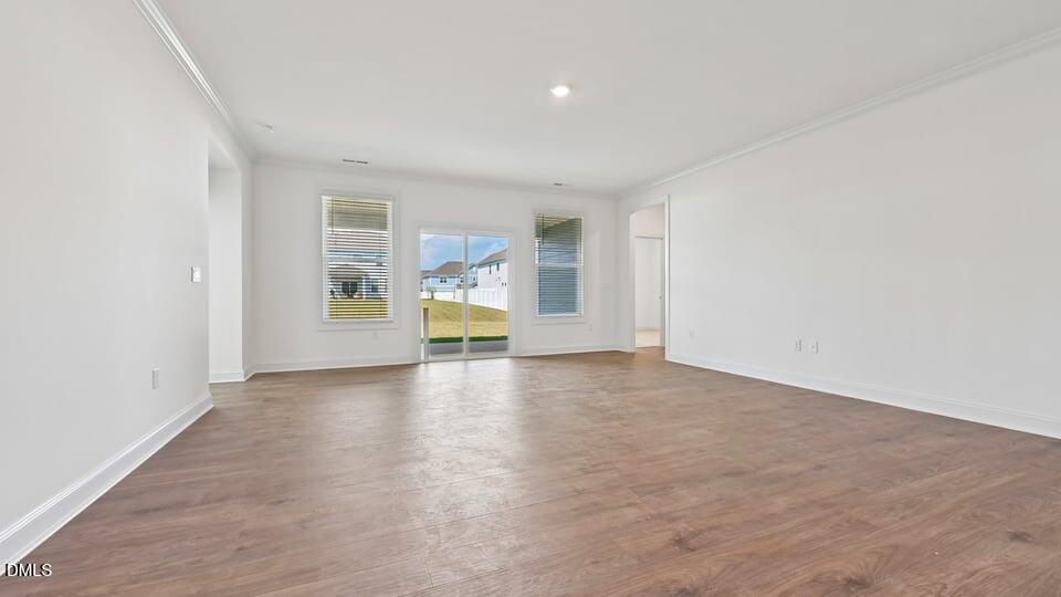 283 Greenwillow Drive Property Photo 9