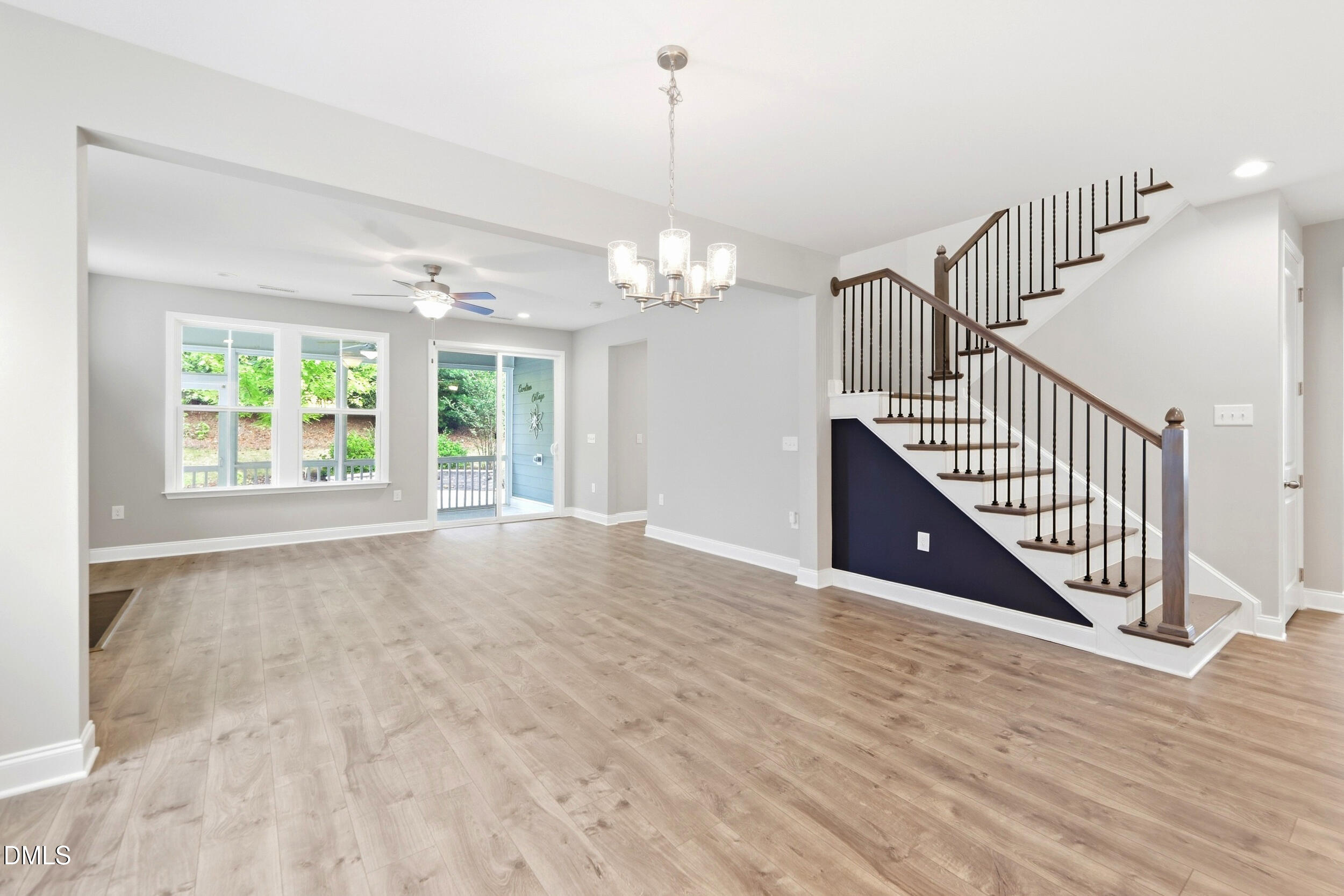 1106 Pondfield Way Property Photo 20