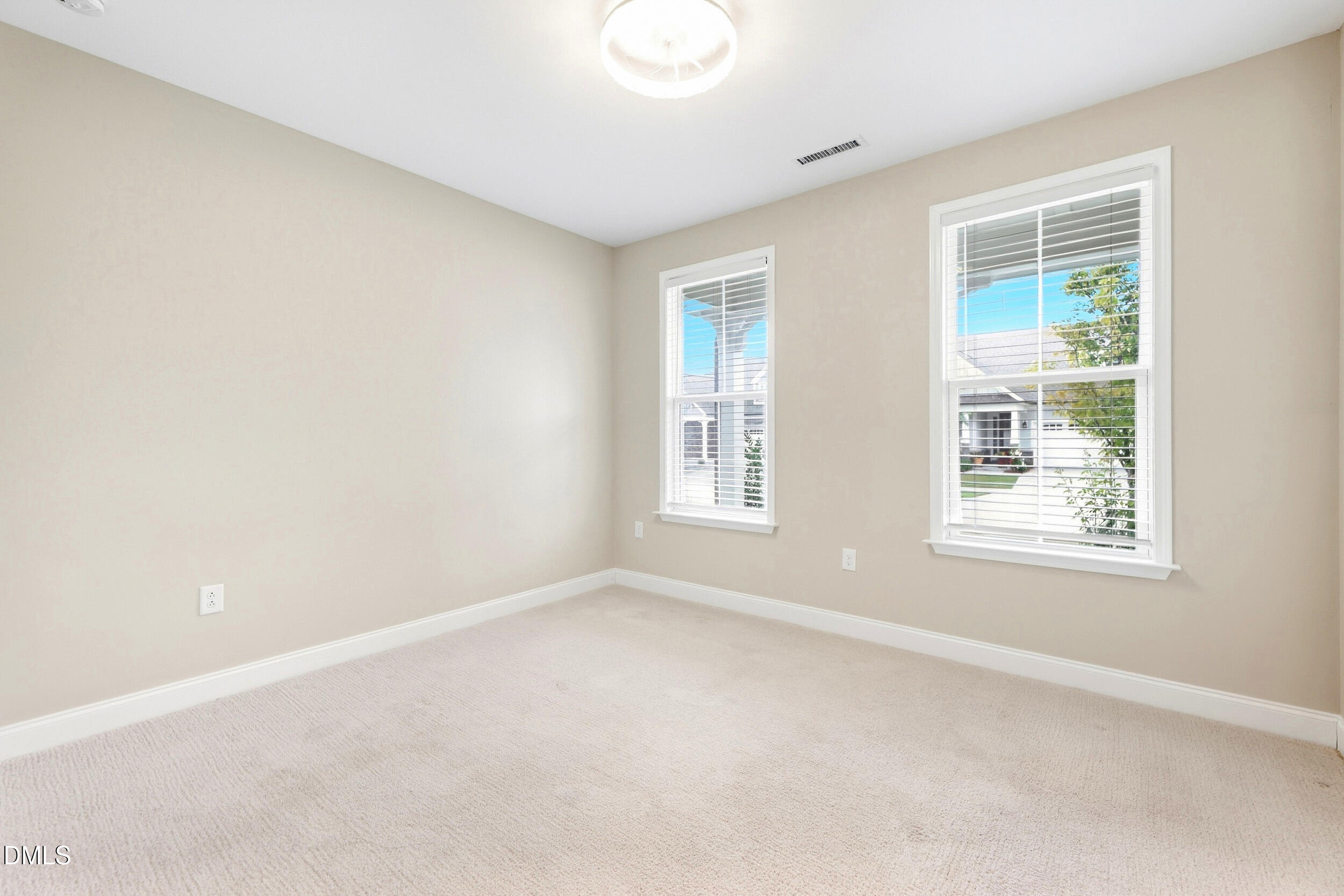 1106 Pondfield Way Property Photo 26