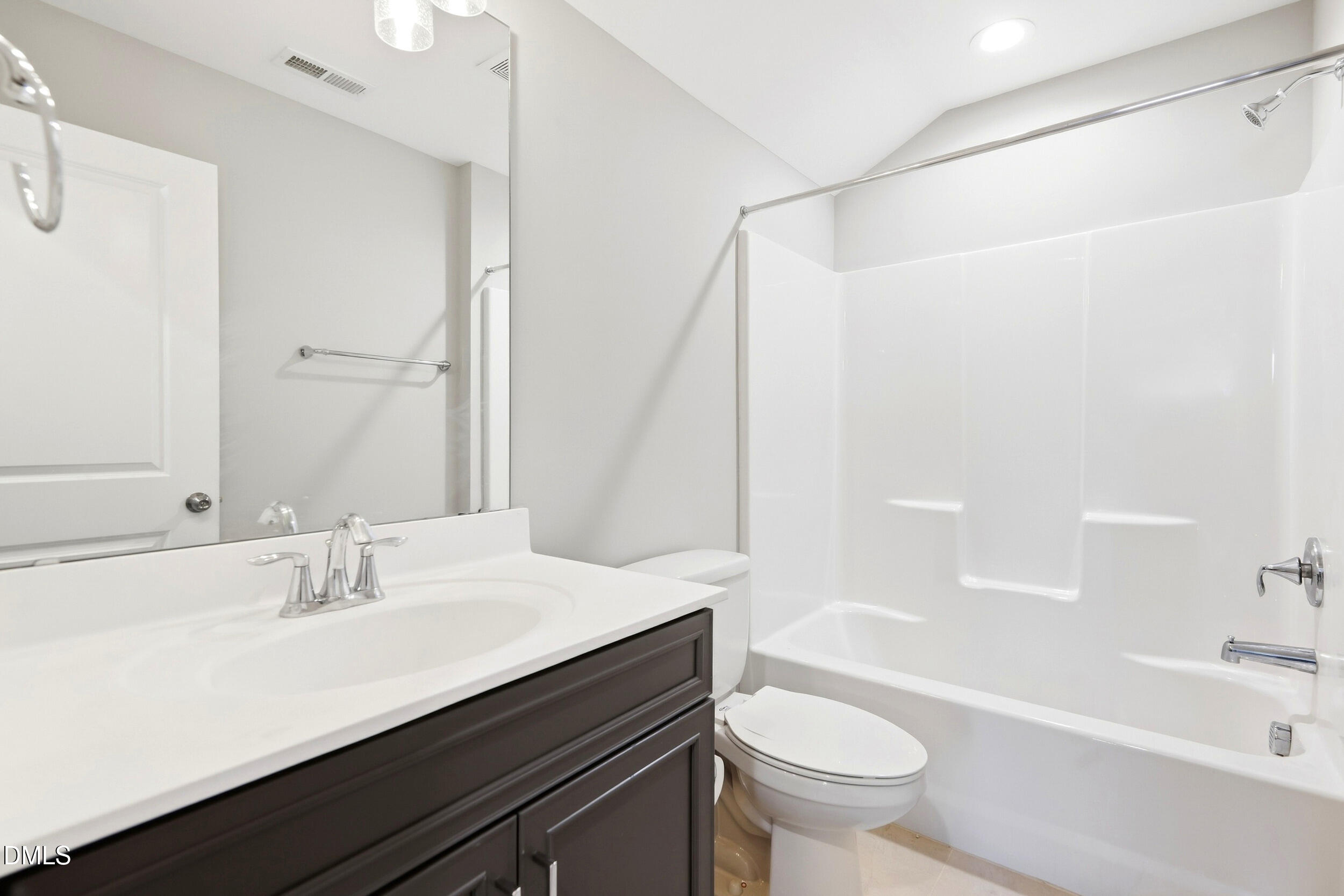 1106 Pondfield Way Property Photo 34