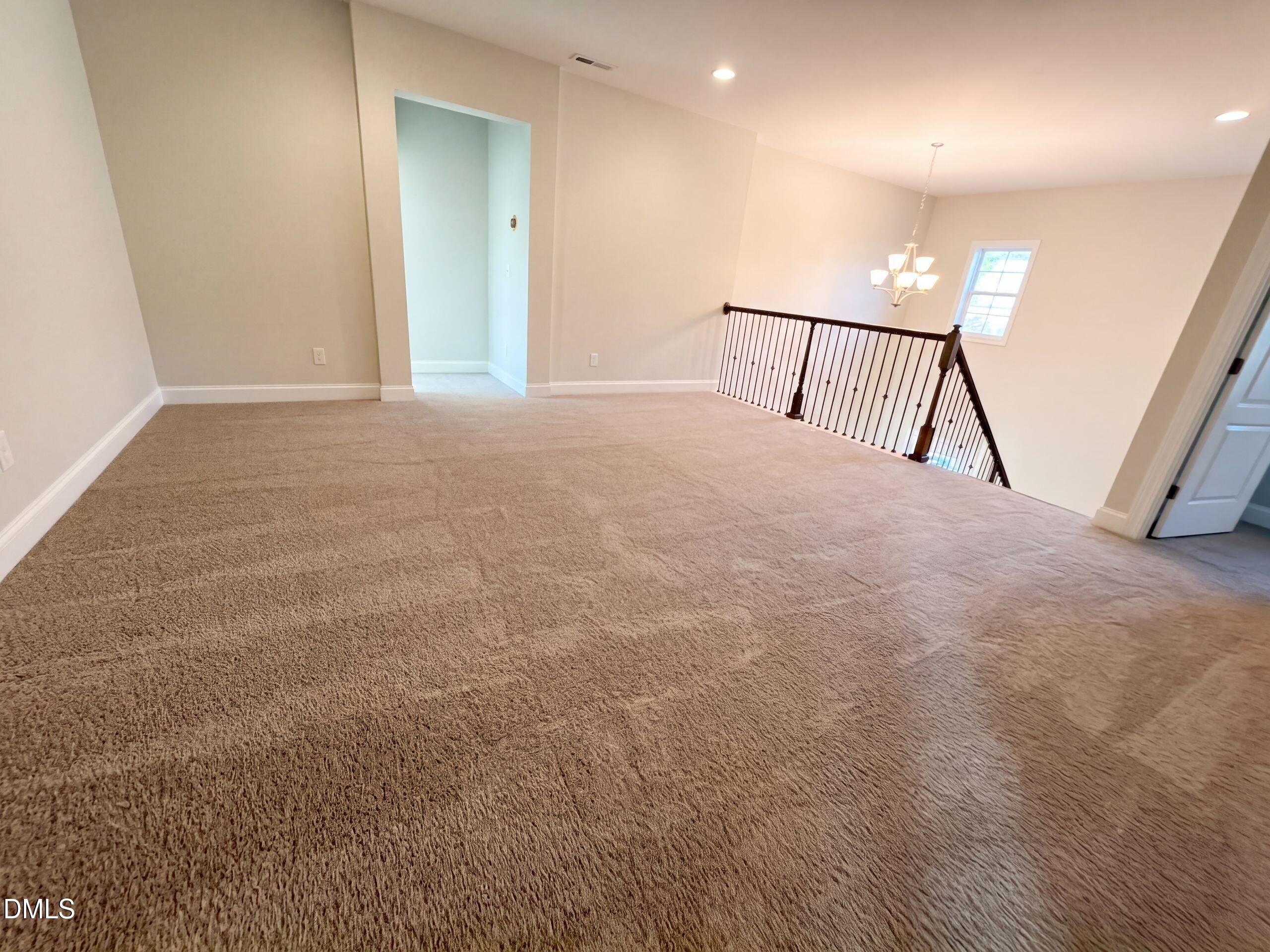 123 Filigree Way Property Photo 10