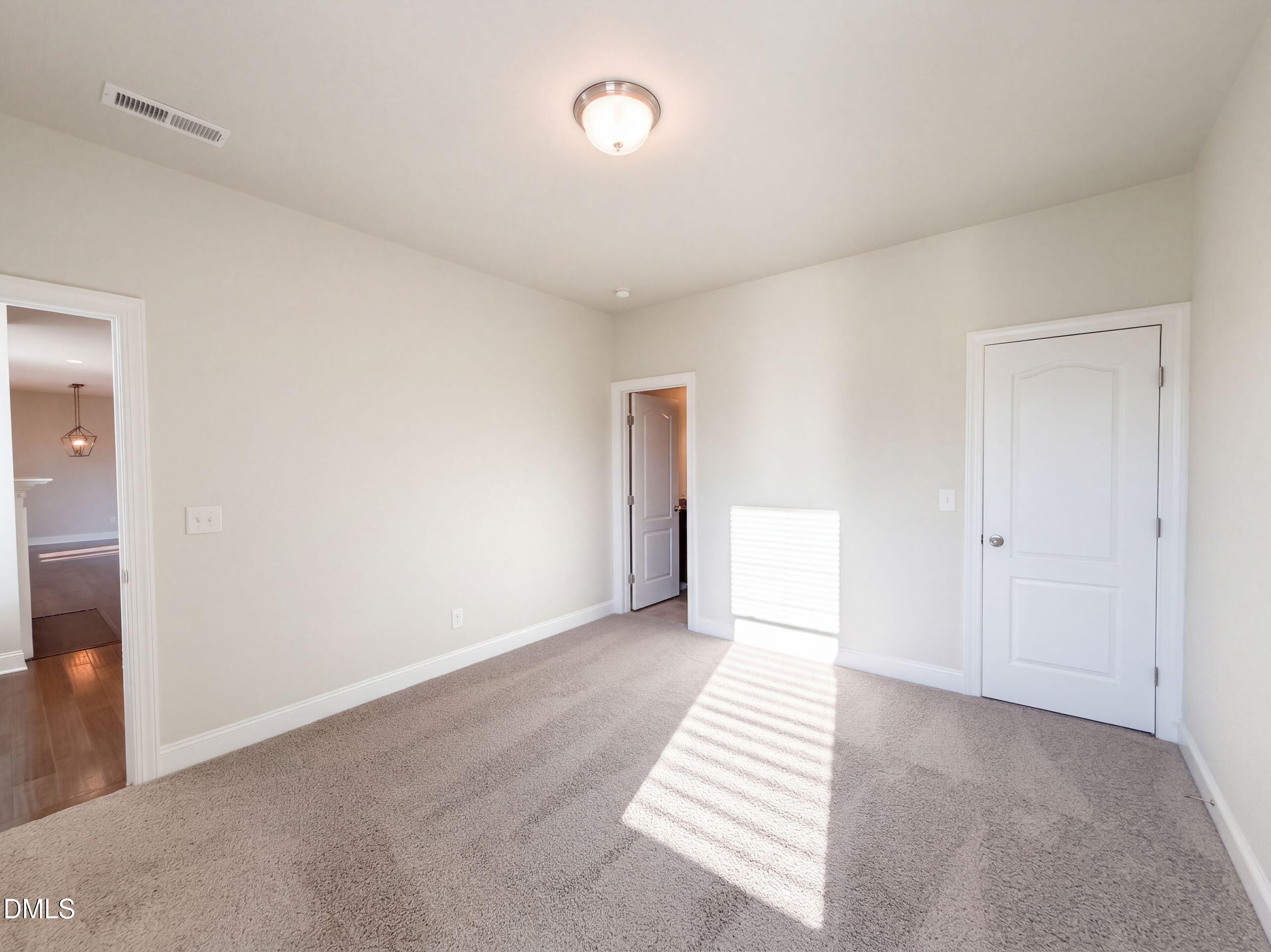 123 Filigree Way Property Photo 14