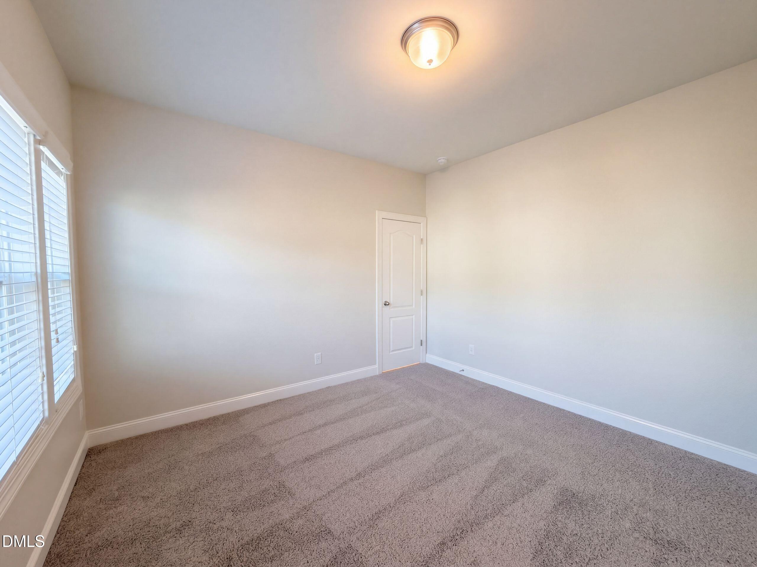 123 Filigree Way Property Photo 16