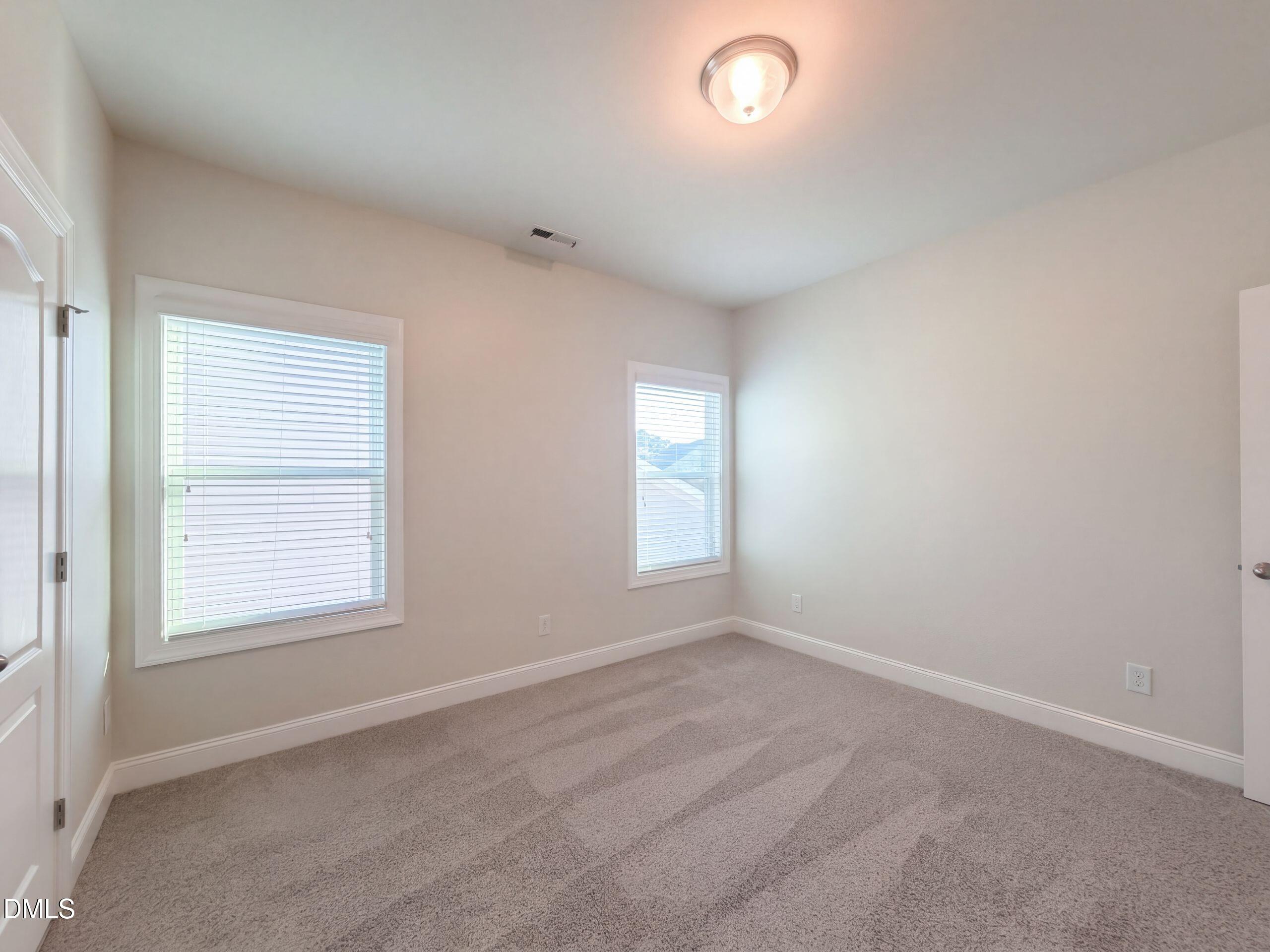 123 Filigree Way Property Photo 17