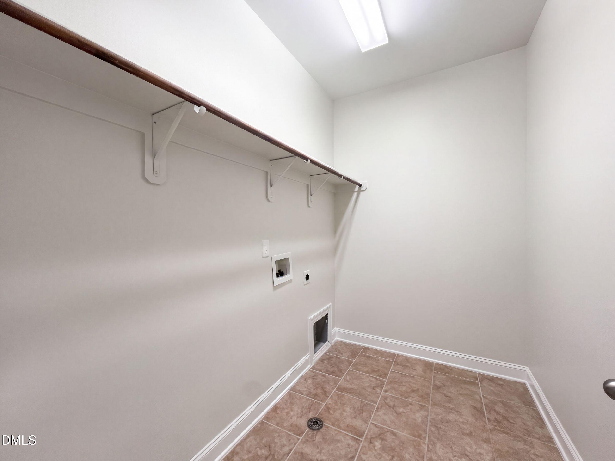 123 Filigree Way Property Photo 28