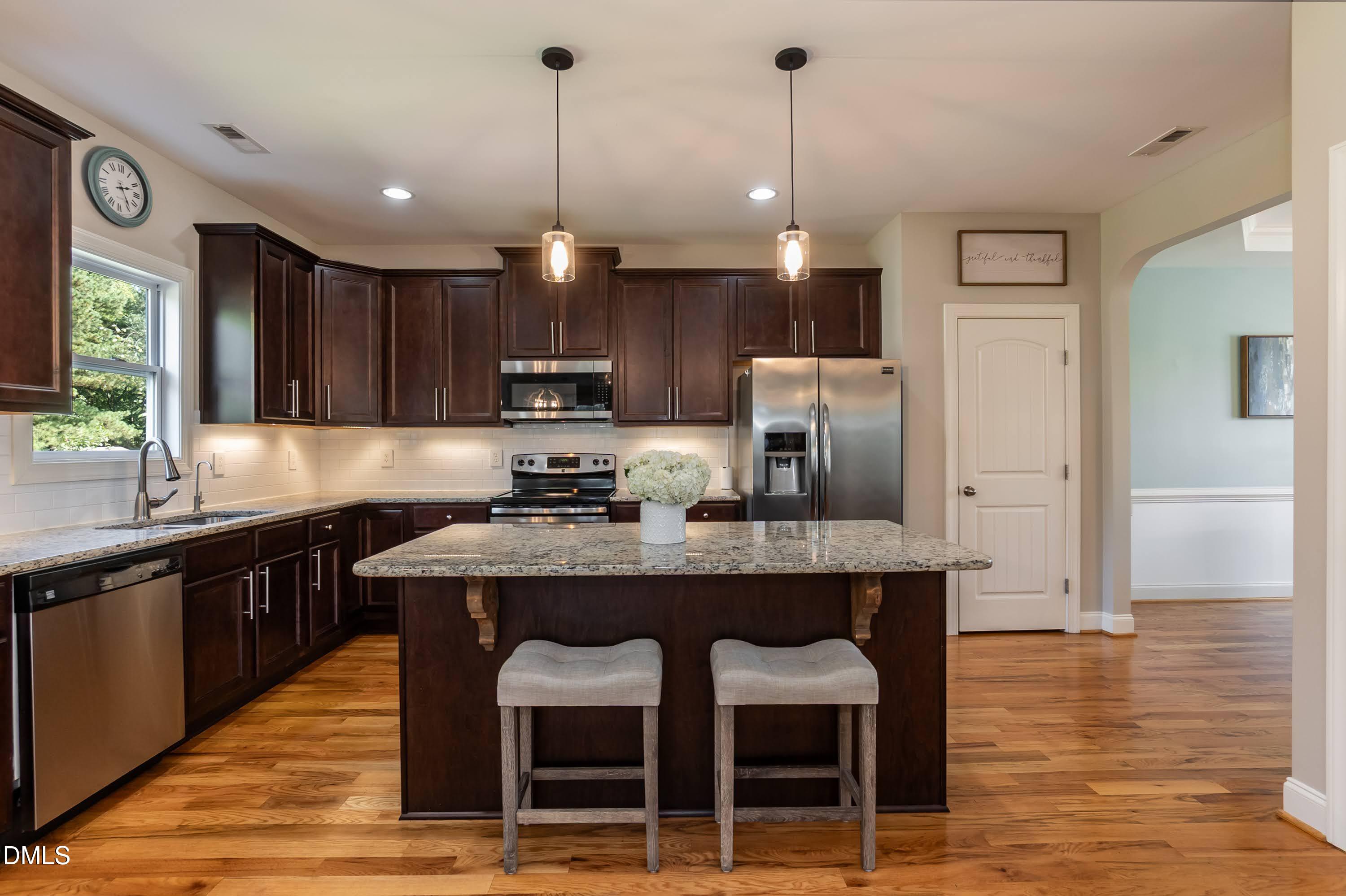 2924 Plantation Glen Drive Property Photo 9