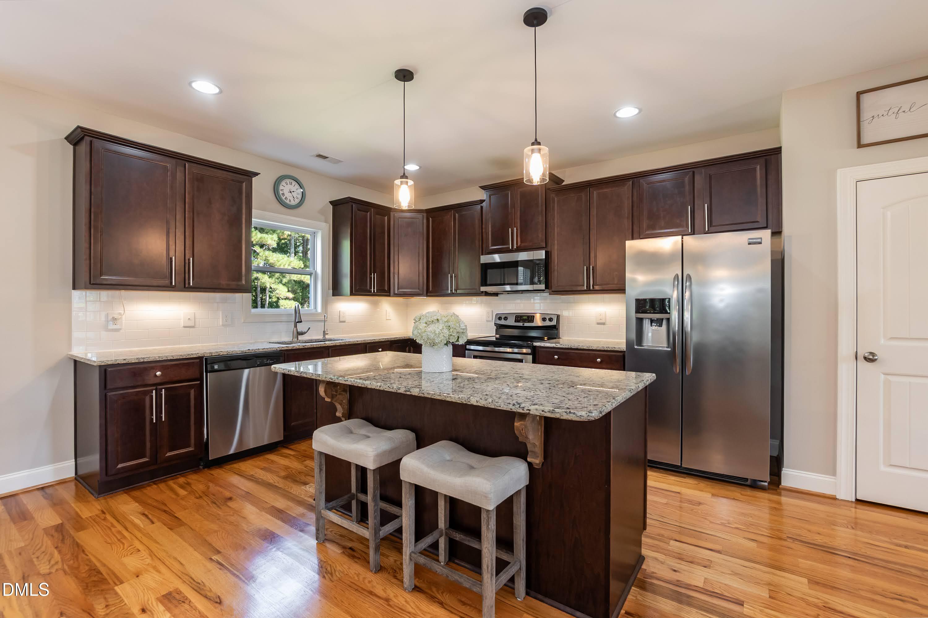 2924 Plantation Glen Drive Property Photo 10