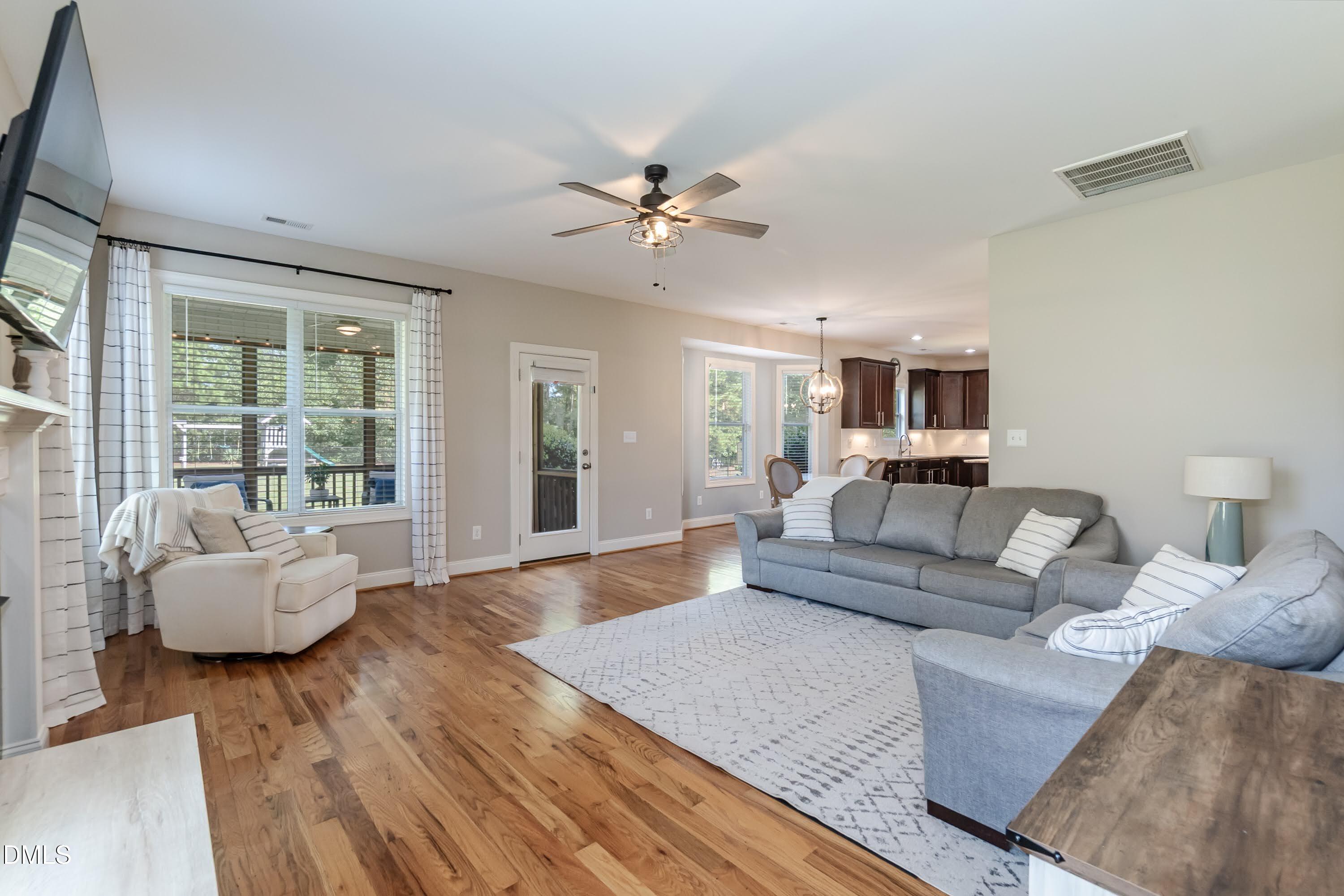 2924 Plantation Glen Drive Property Photo 15