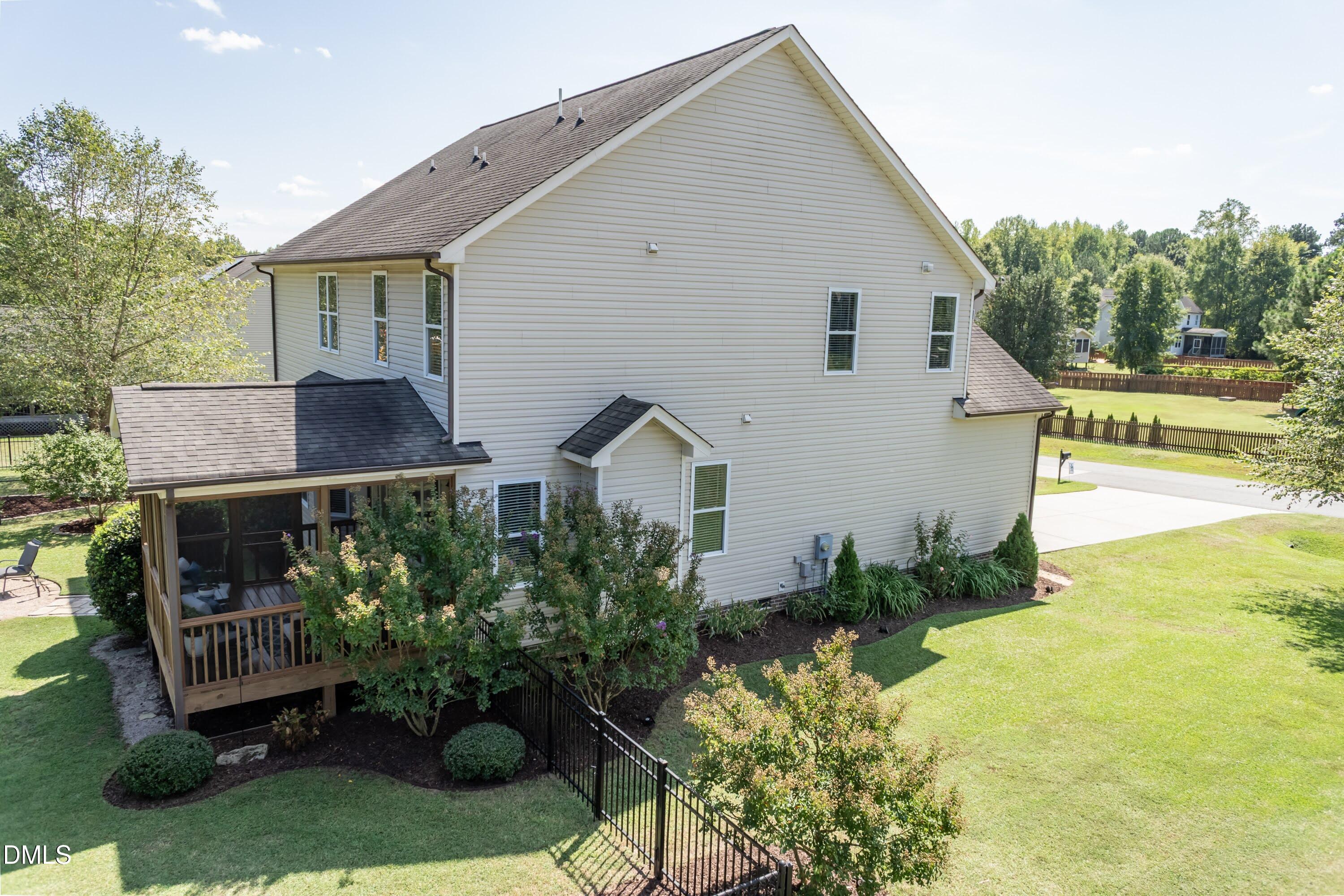 2924 Plantation Glen Drive Property Photo 32
