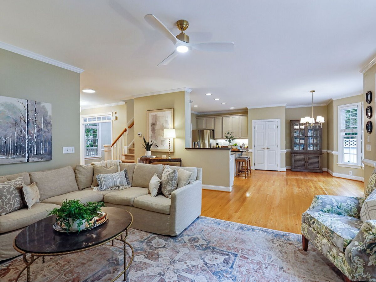 409 Crossway Lane Property Photo 8