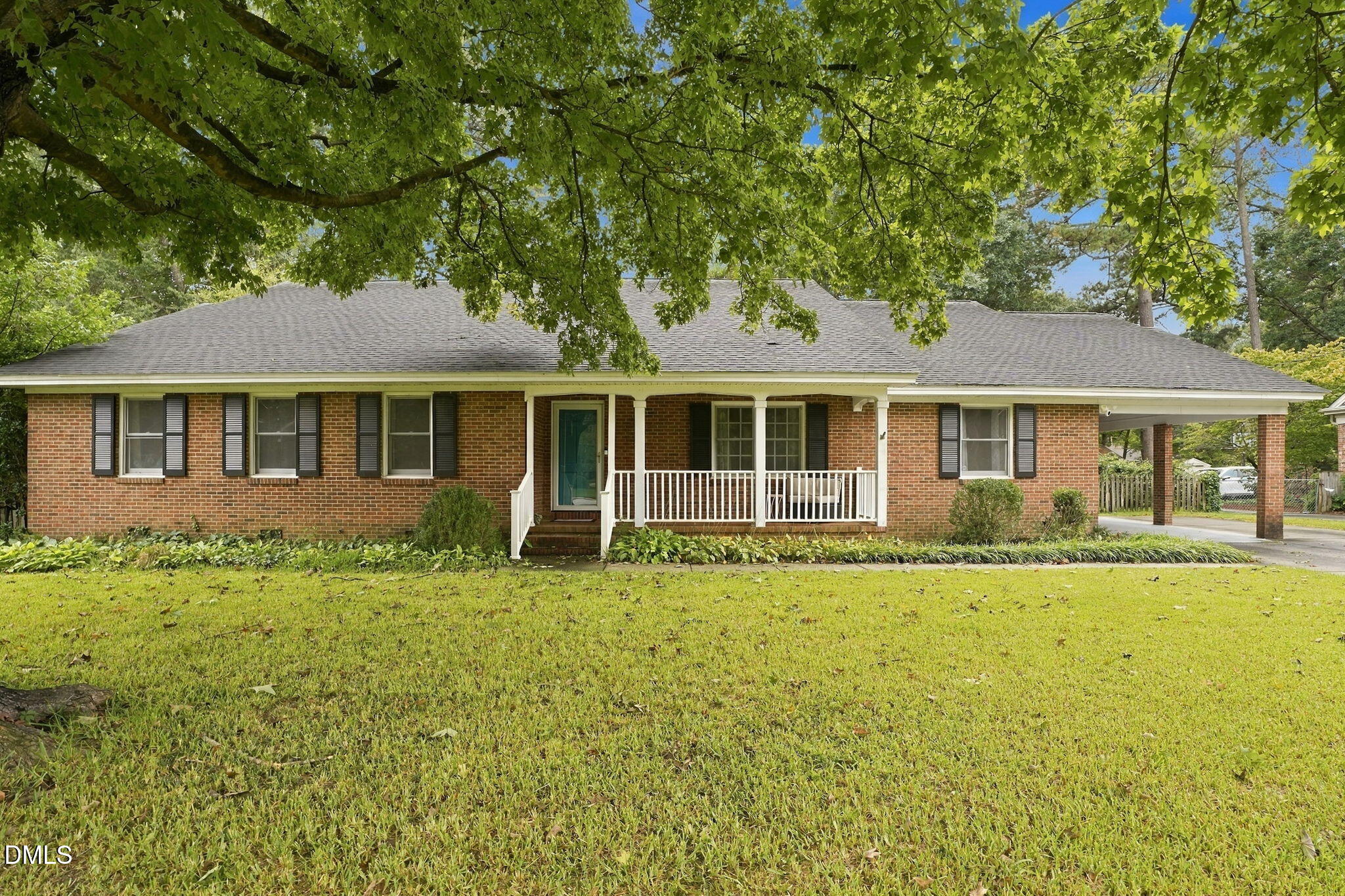 1115 Peachtree Road Nw Property Photo 1