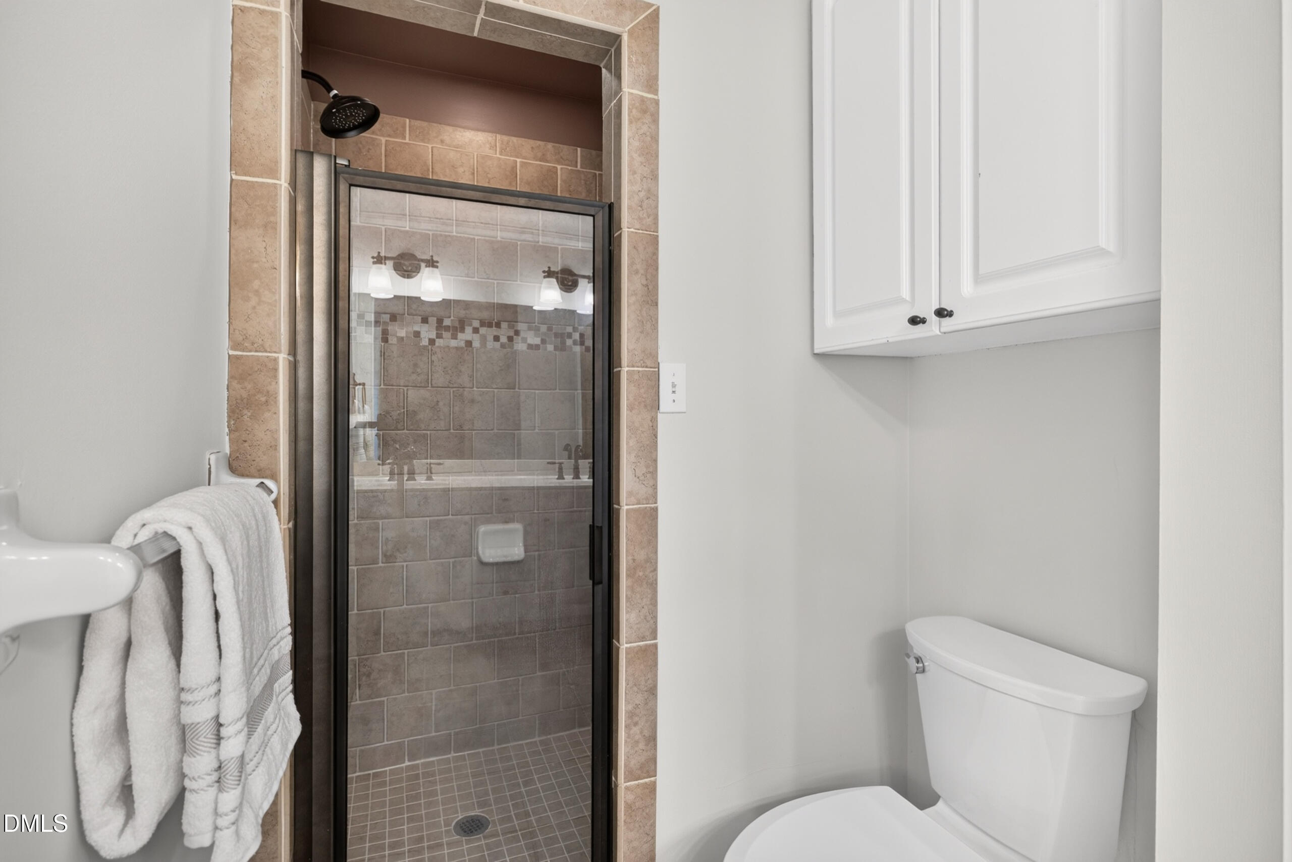 107 Whitehall Way Property Photo 17