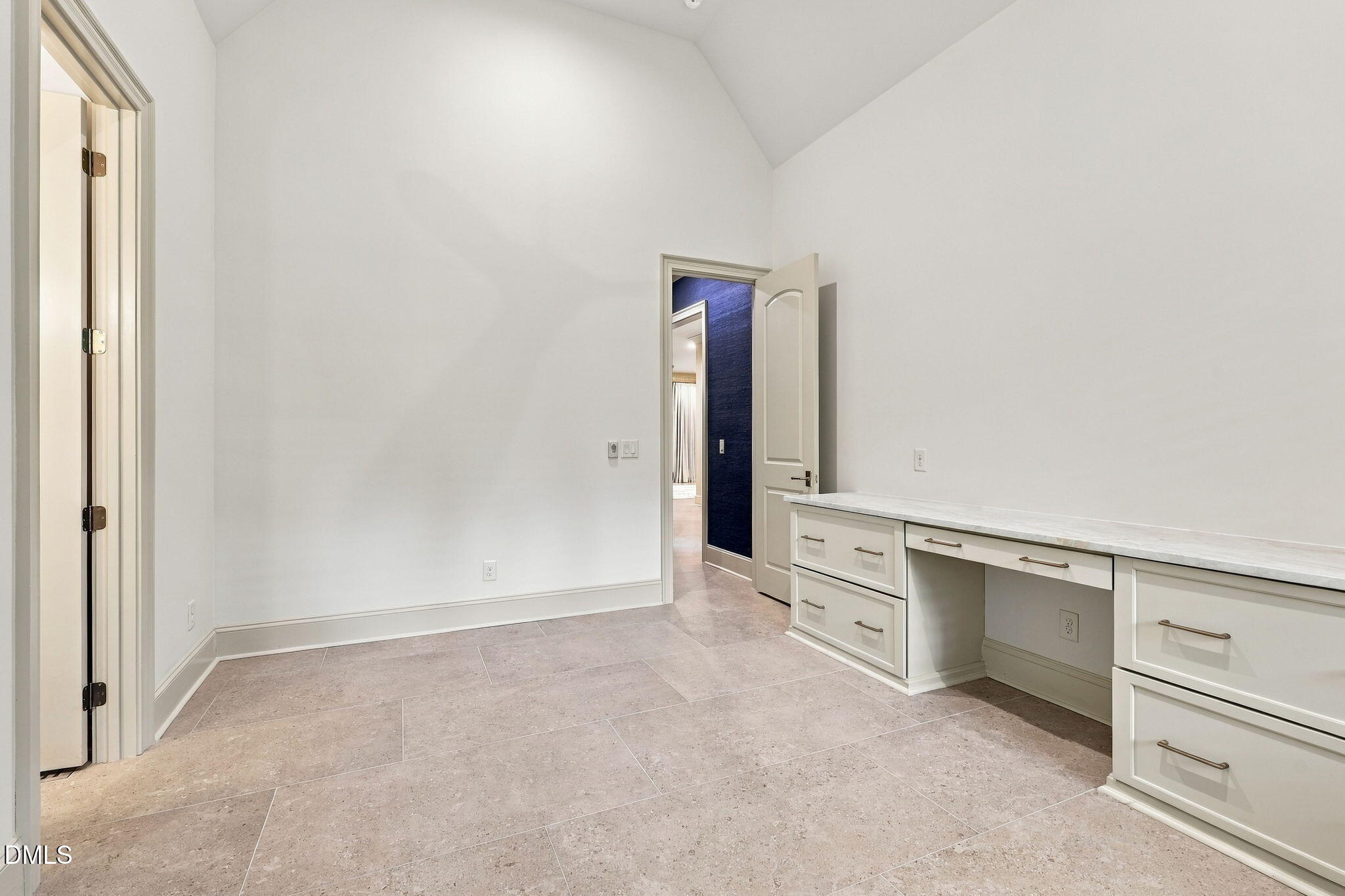 8604 Windjammer Drive Property Photo 21