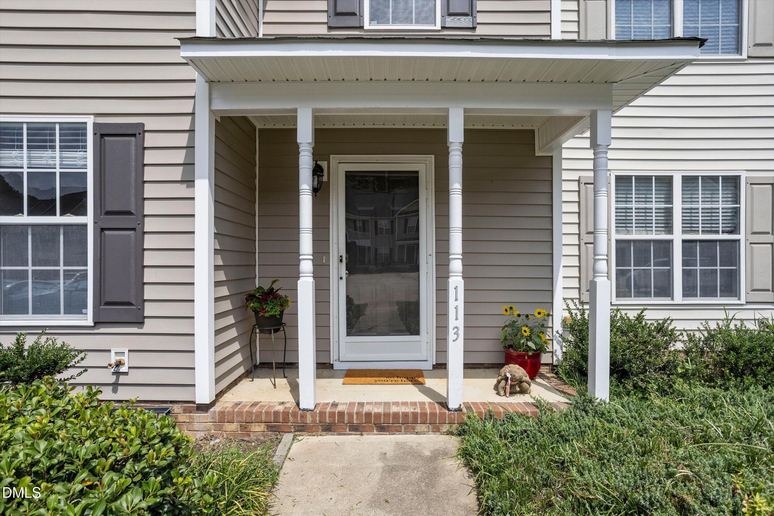 113 Gatwick Court Property Photo 5