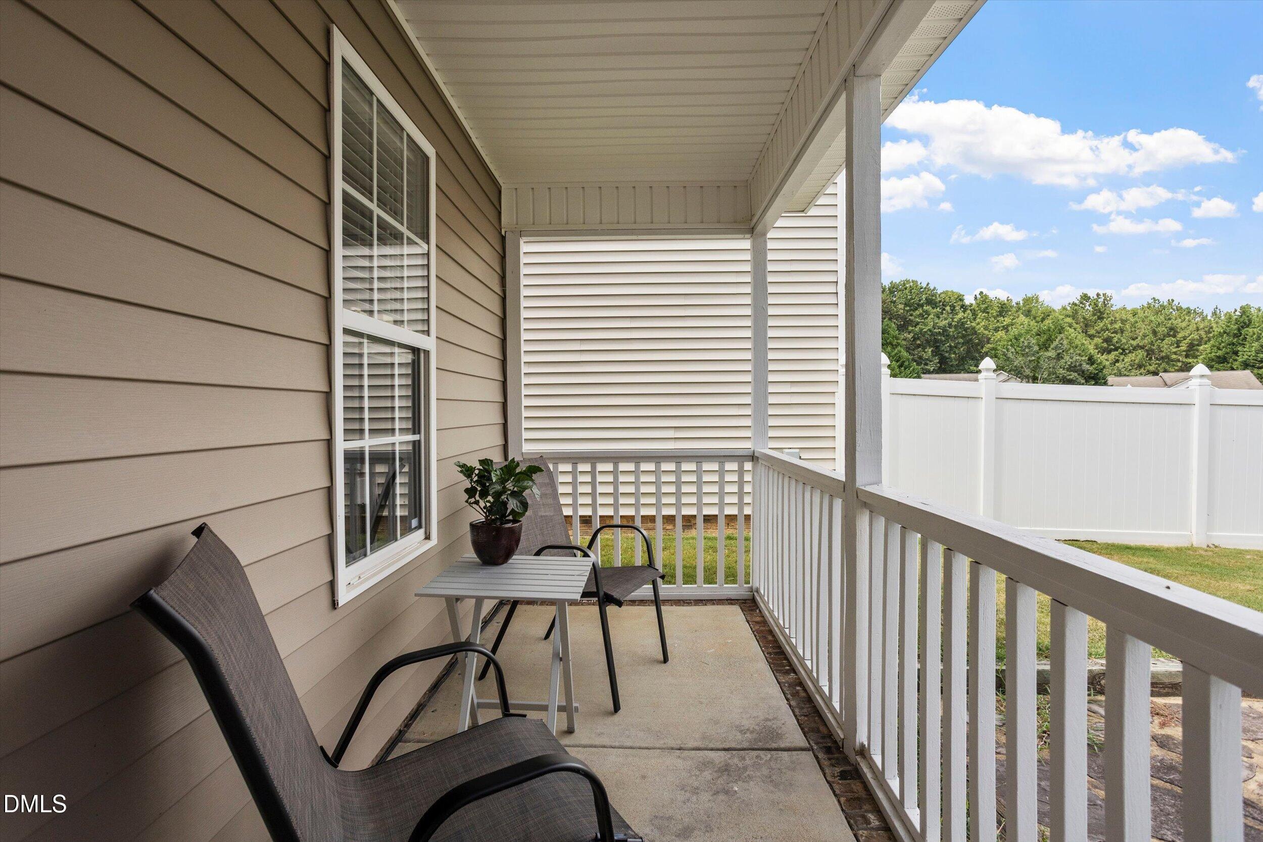 113 Gatwick Court Property Photo 33