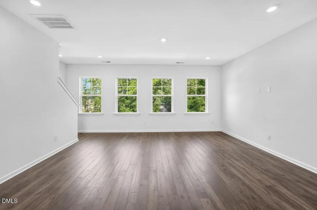 620 Macmillan Way Property Photo 3