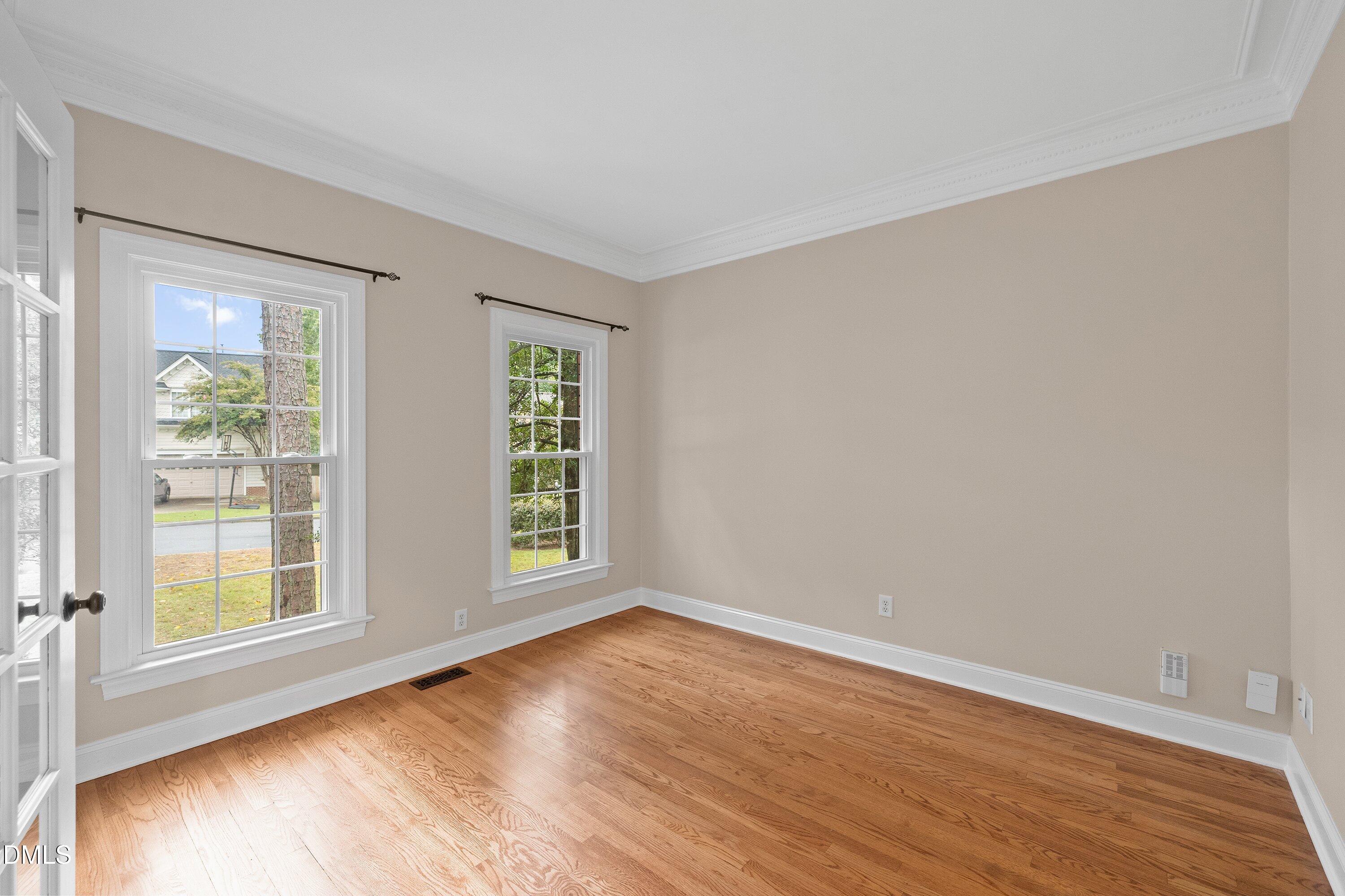 2500 Flints Pond Circle Property Photo 6