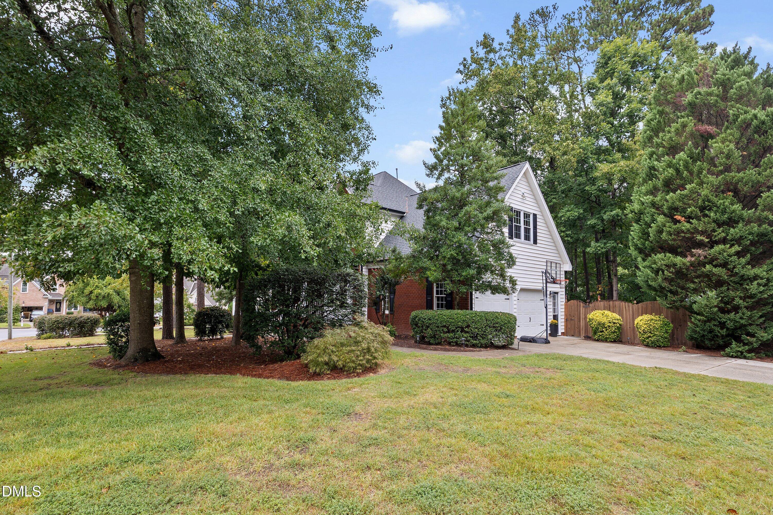2500 Flints Pond Circle Property Photo 45