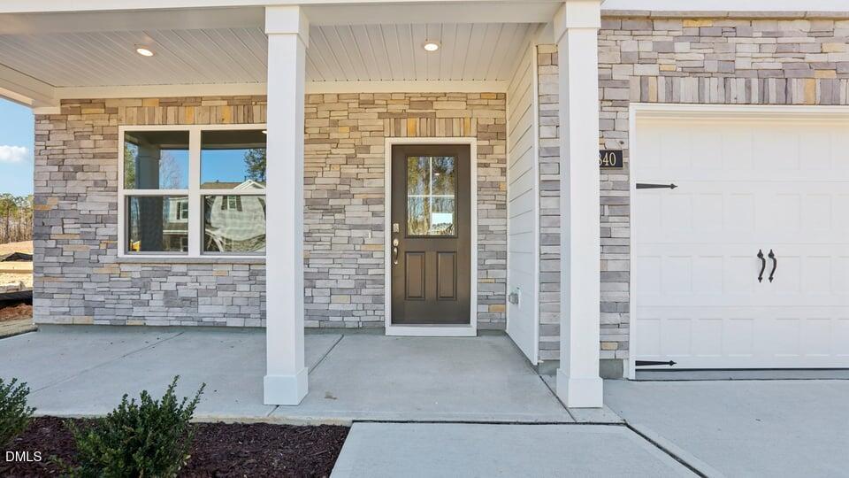 106 Tiger Eye Drive Property Photo 3