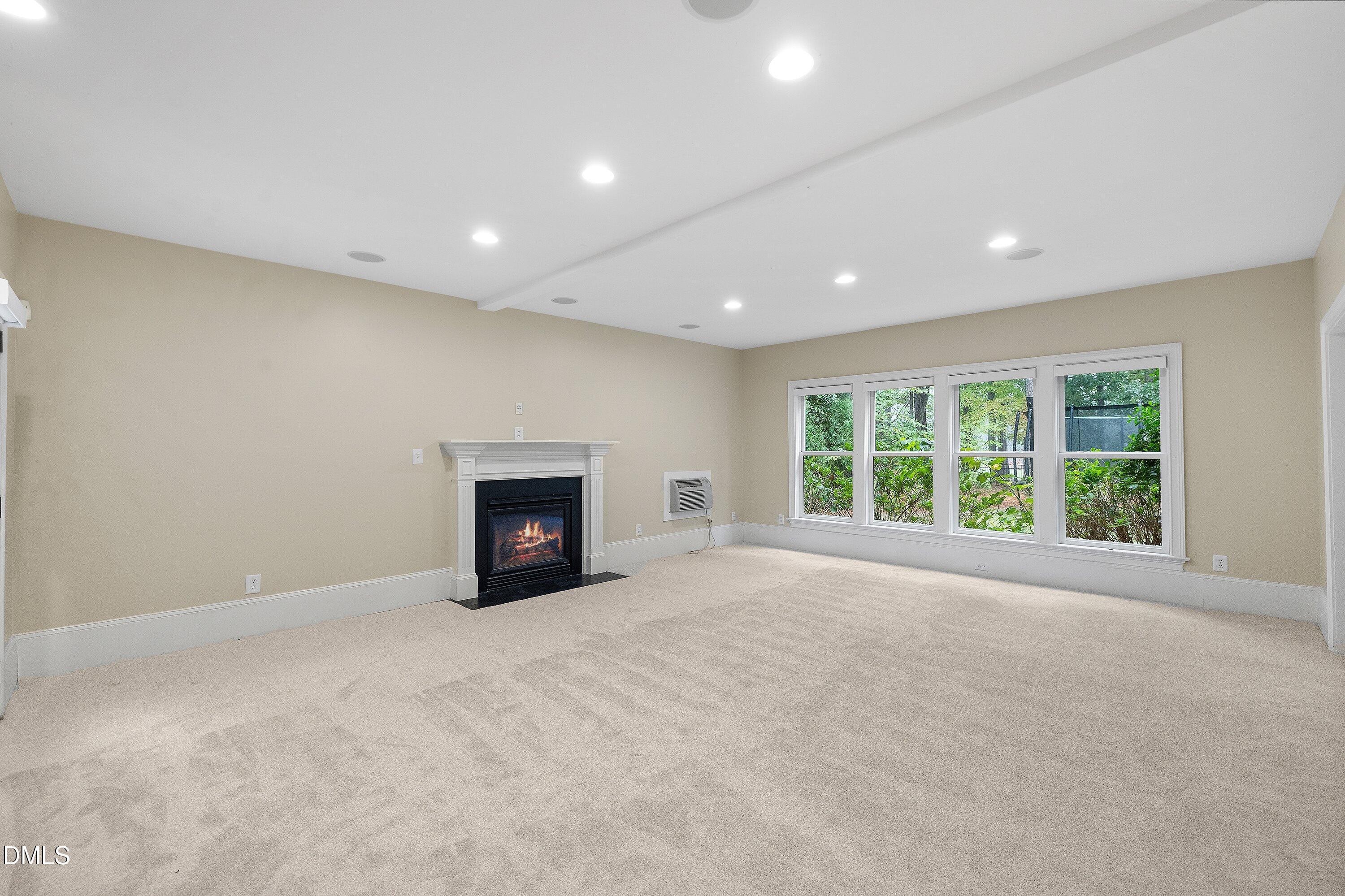 6504 Prestwick Place Property Photo 28