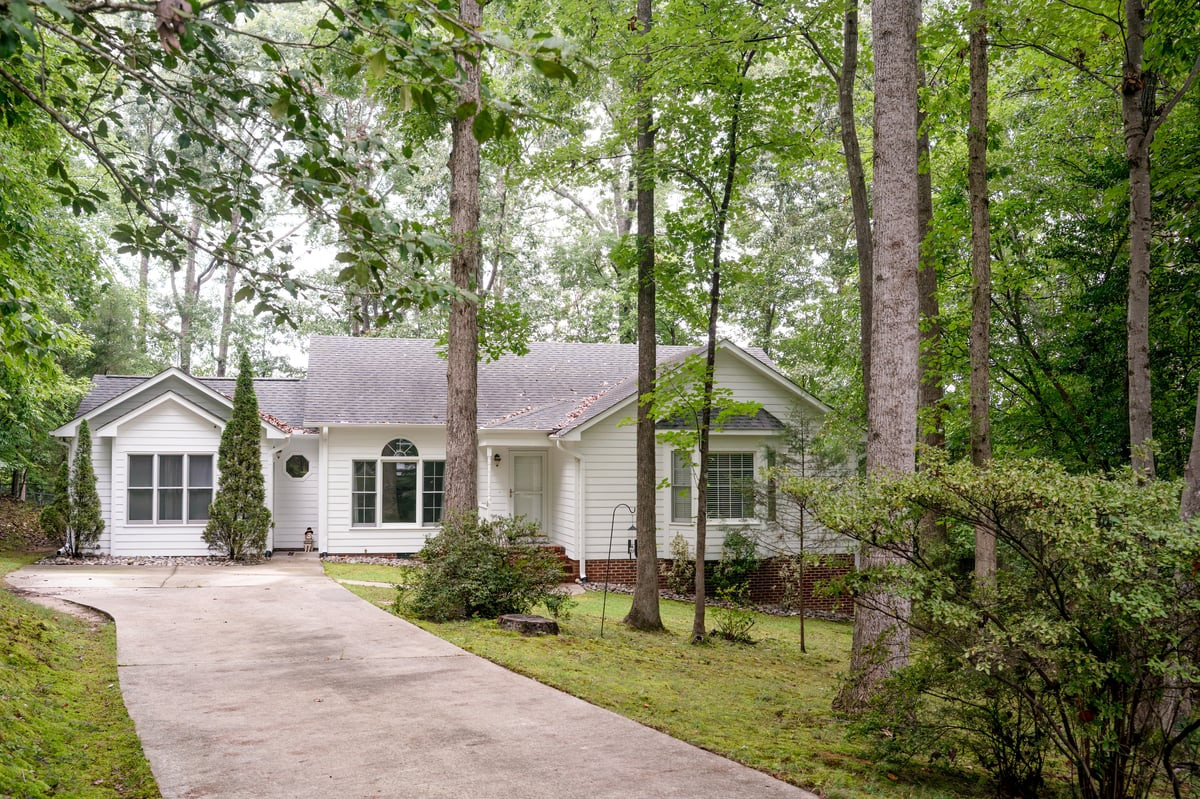 340 Thornwood Lane Property Photo 1