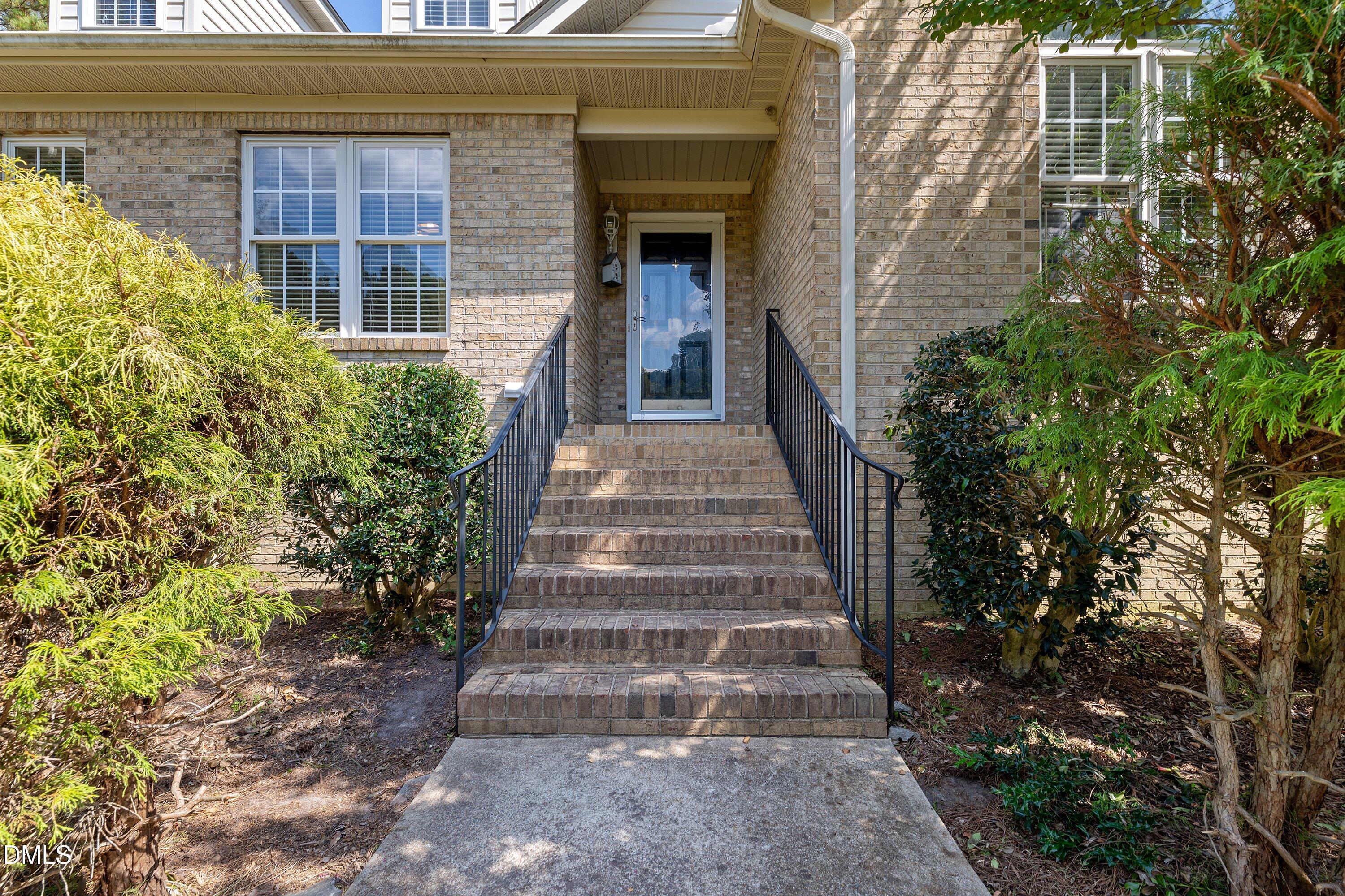 315 Everland Parkway Property Photo 2