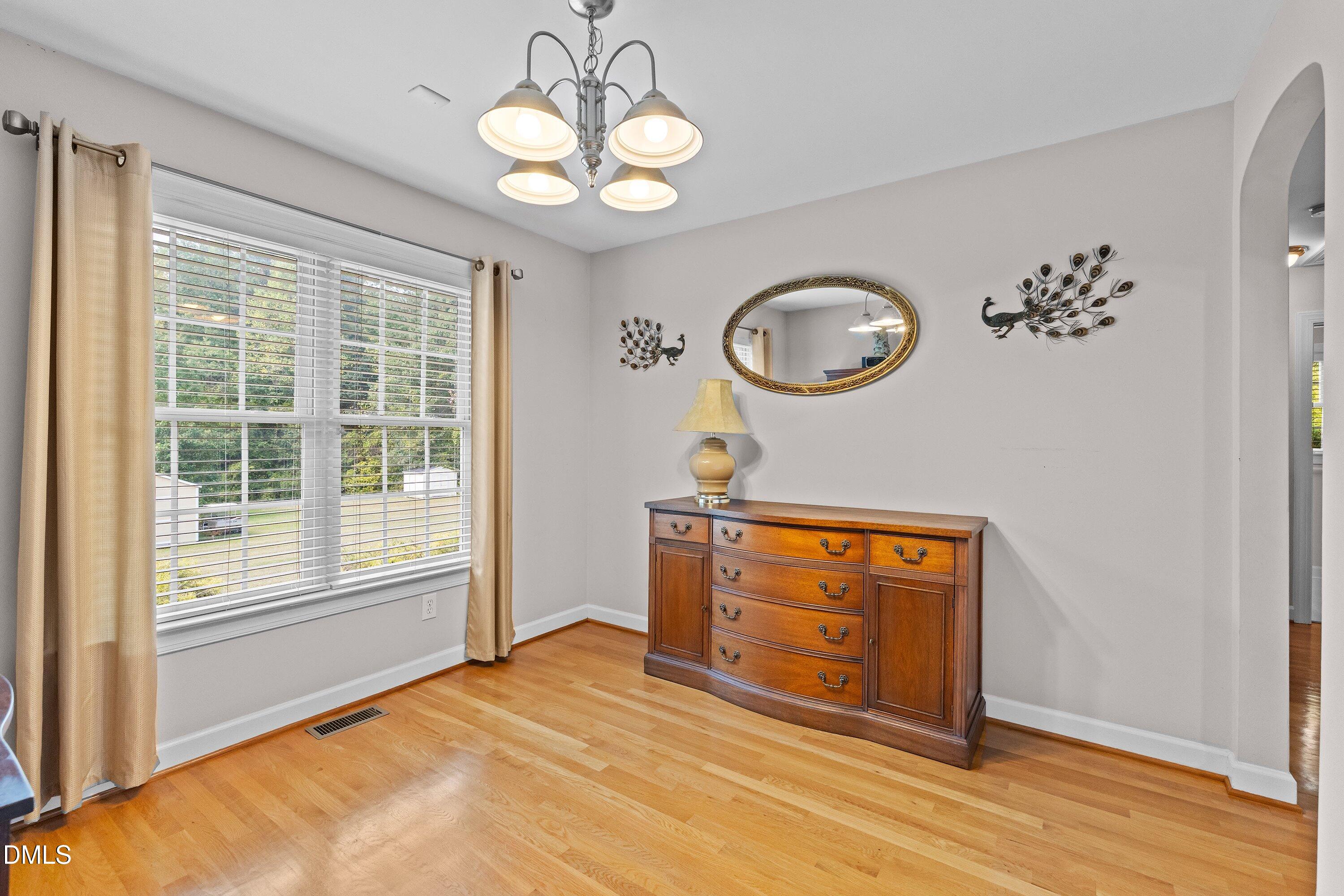 315 Everland Parkway Property Photo 6