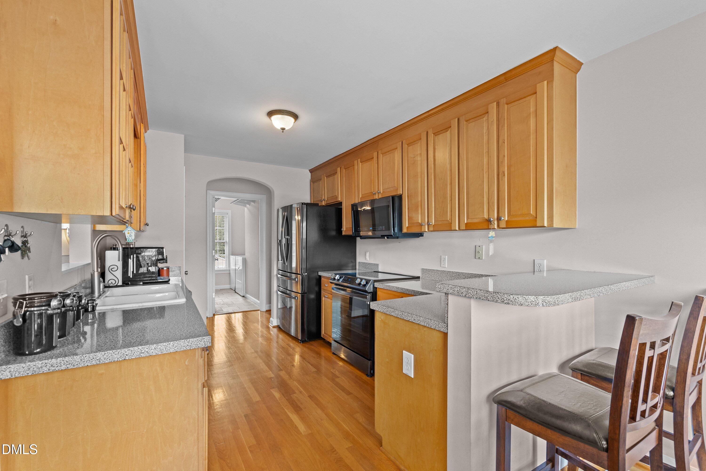 315 Everland Parkway Property Photo 10
