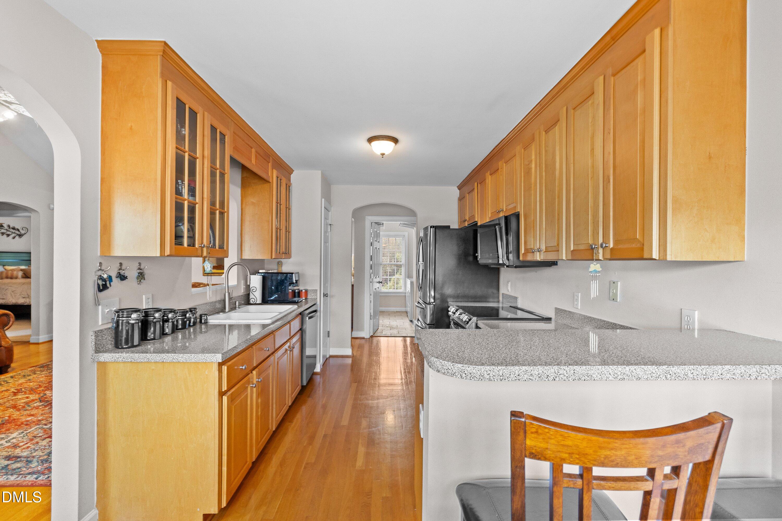 315 Everland Parkway Property Photo 11