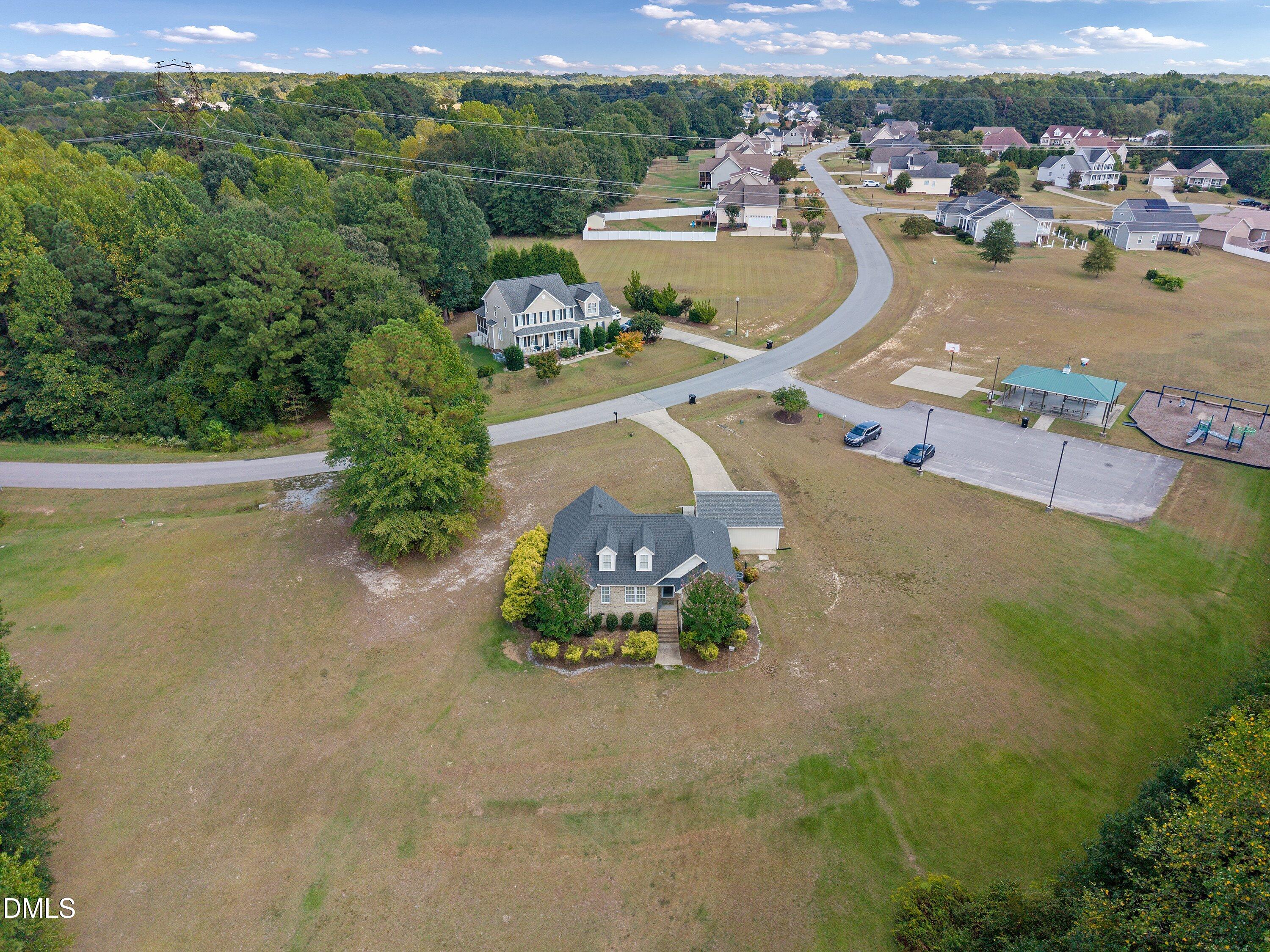 315 Everland Parkway Property Photo 34