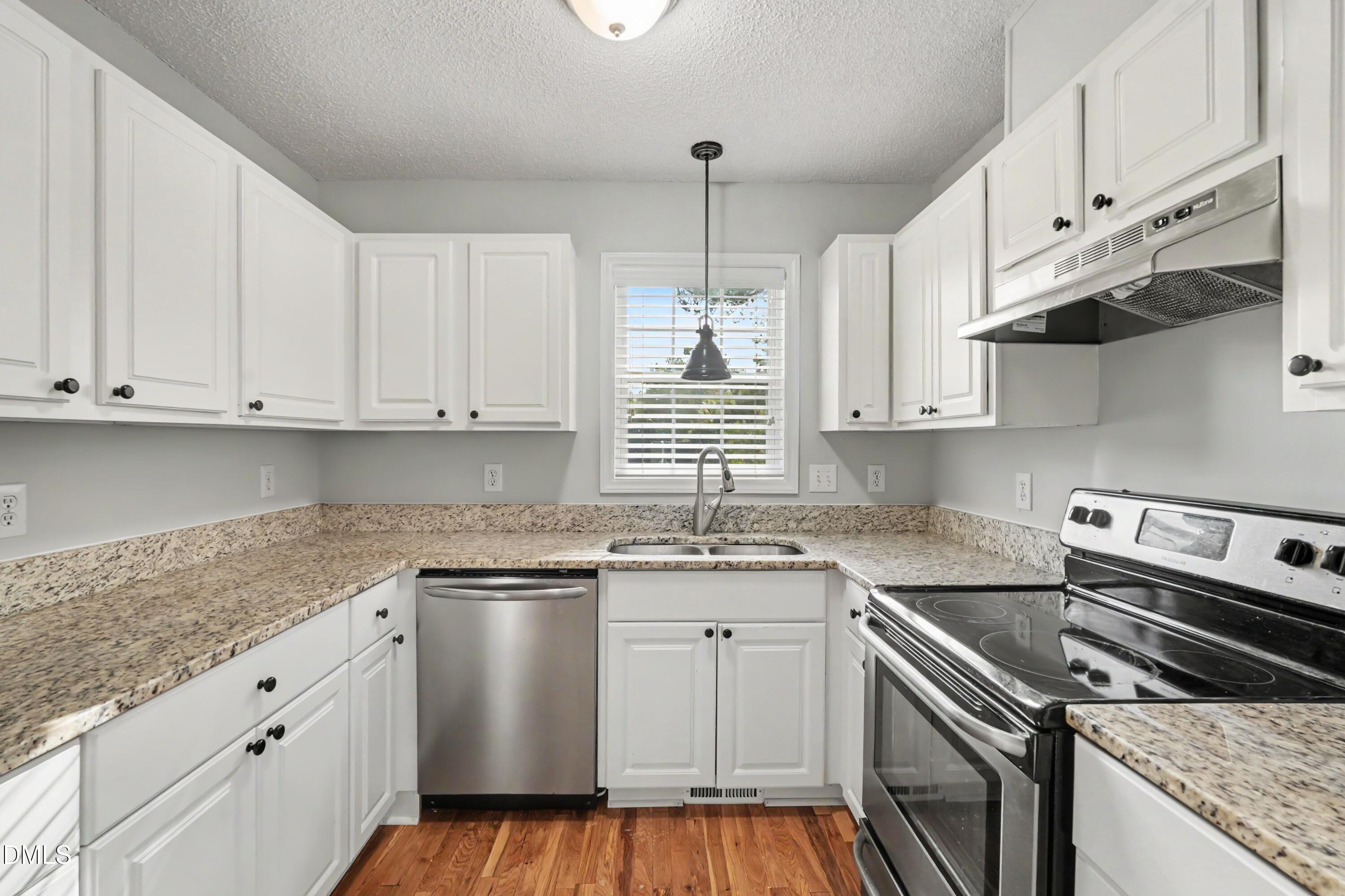 2416 Kingsboro Road Property Photo 3