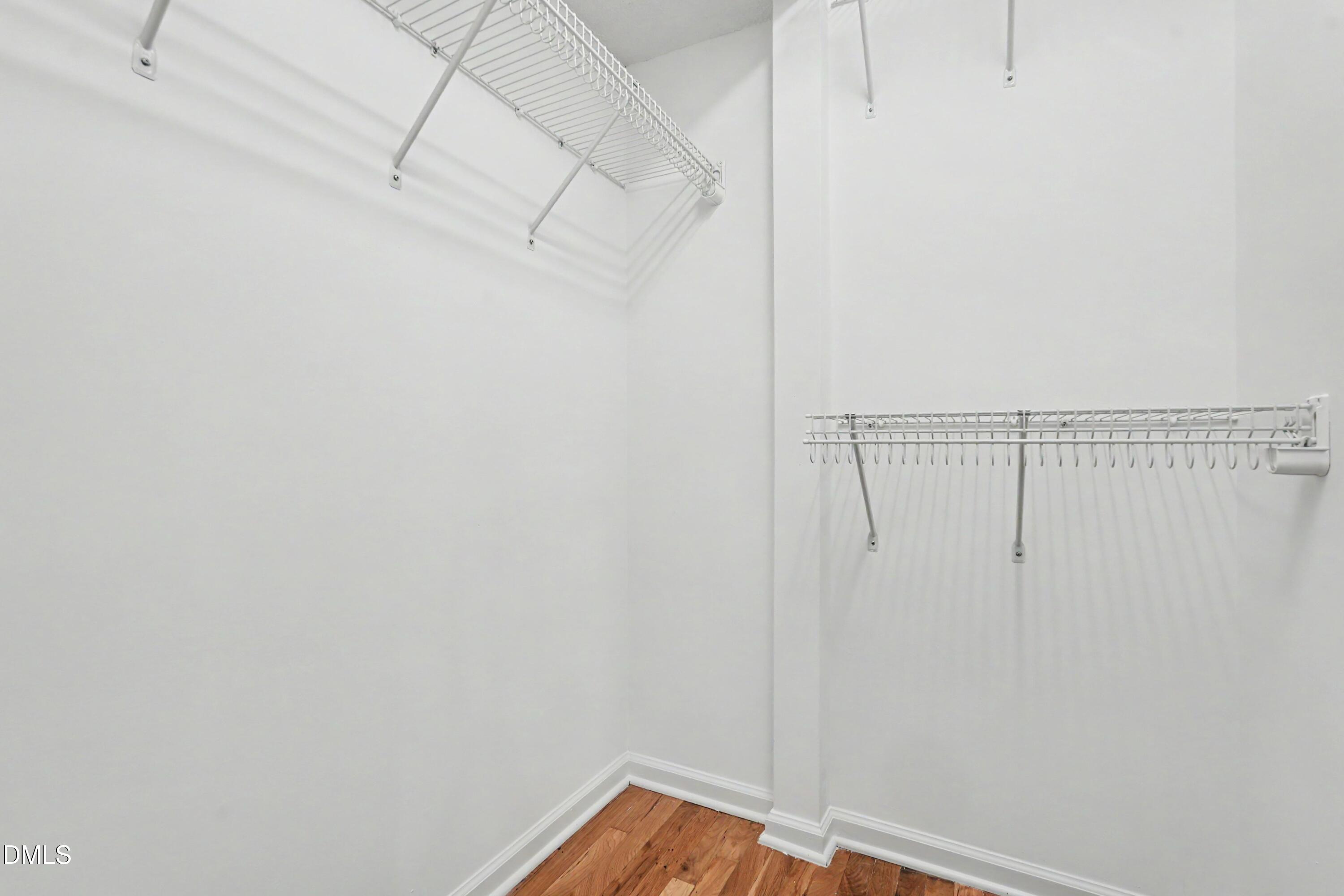 2416 Kingsboro Road Property Photo 15