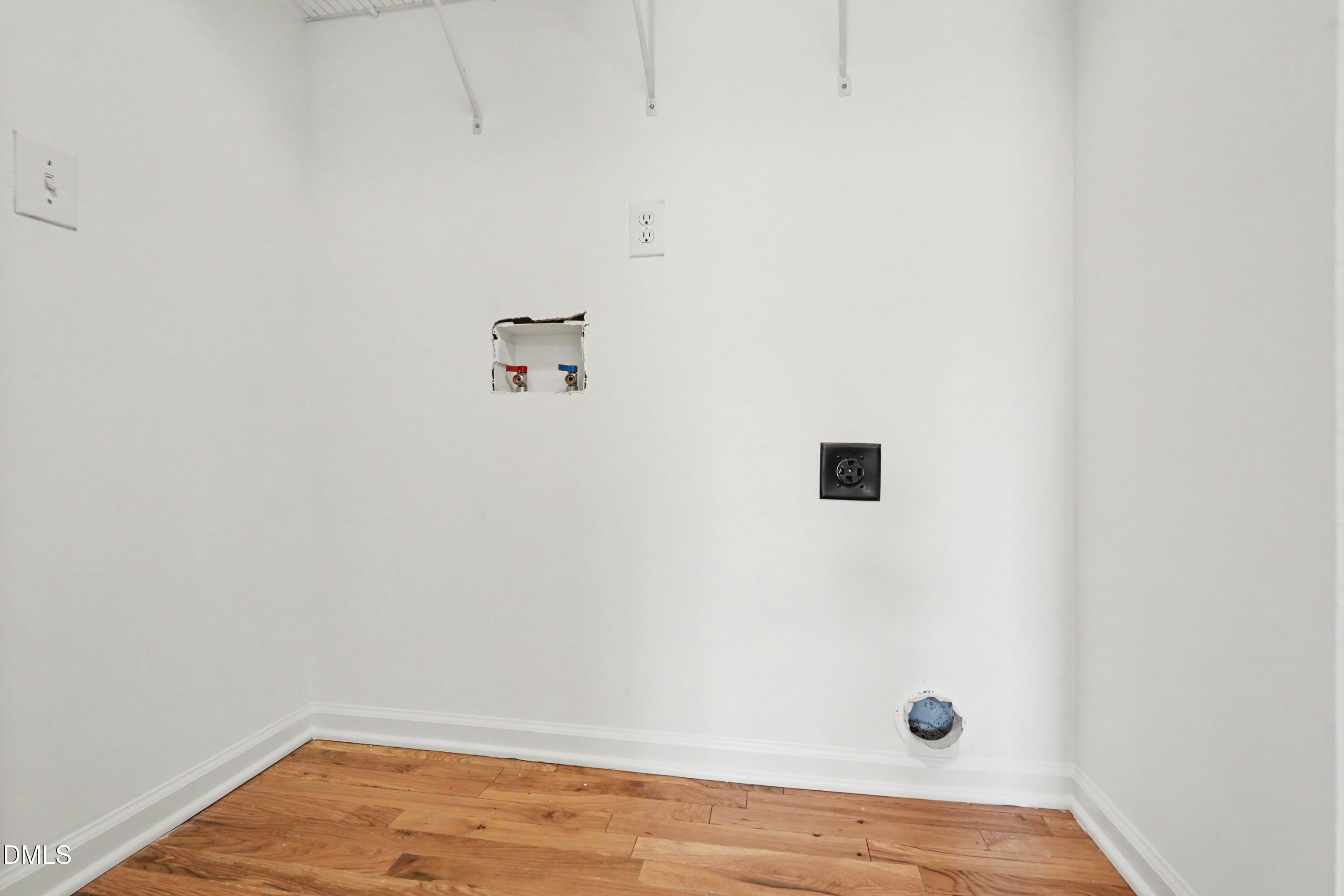 2416 Kingsboro Road Property Photo 24