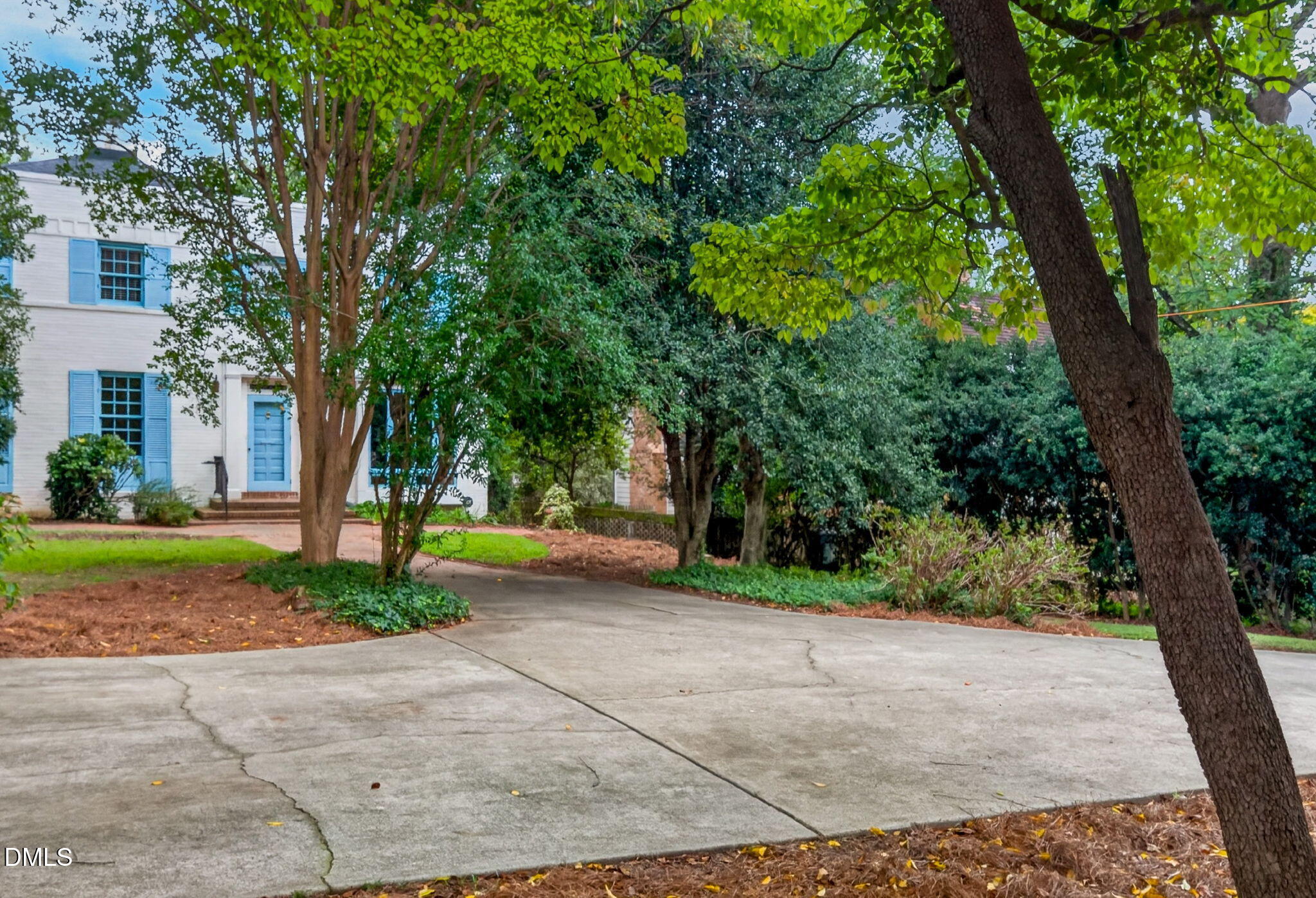 2625 Dover Road Property Photo 2
