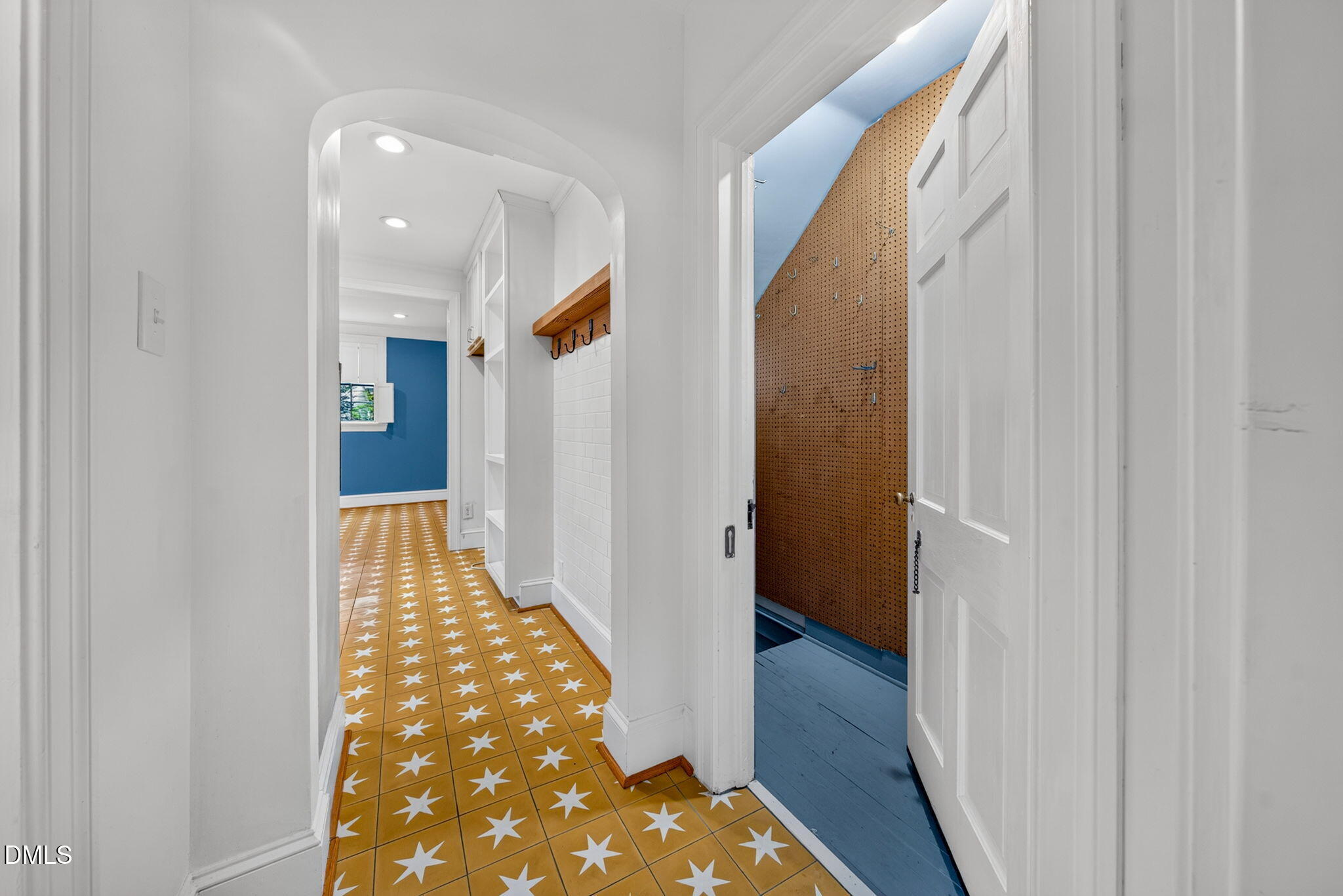 2625 Dover Road Property Photo 15