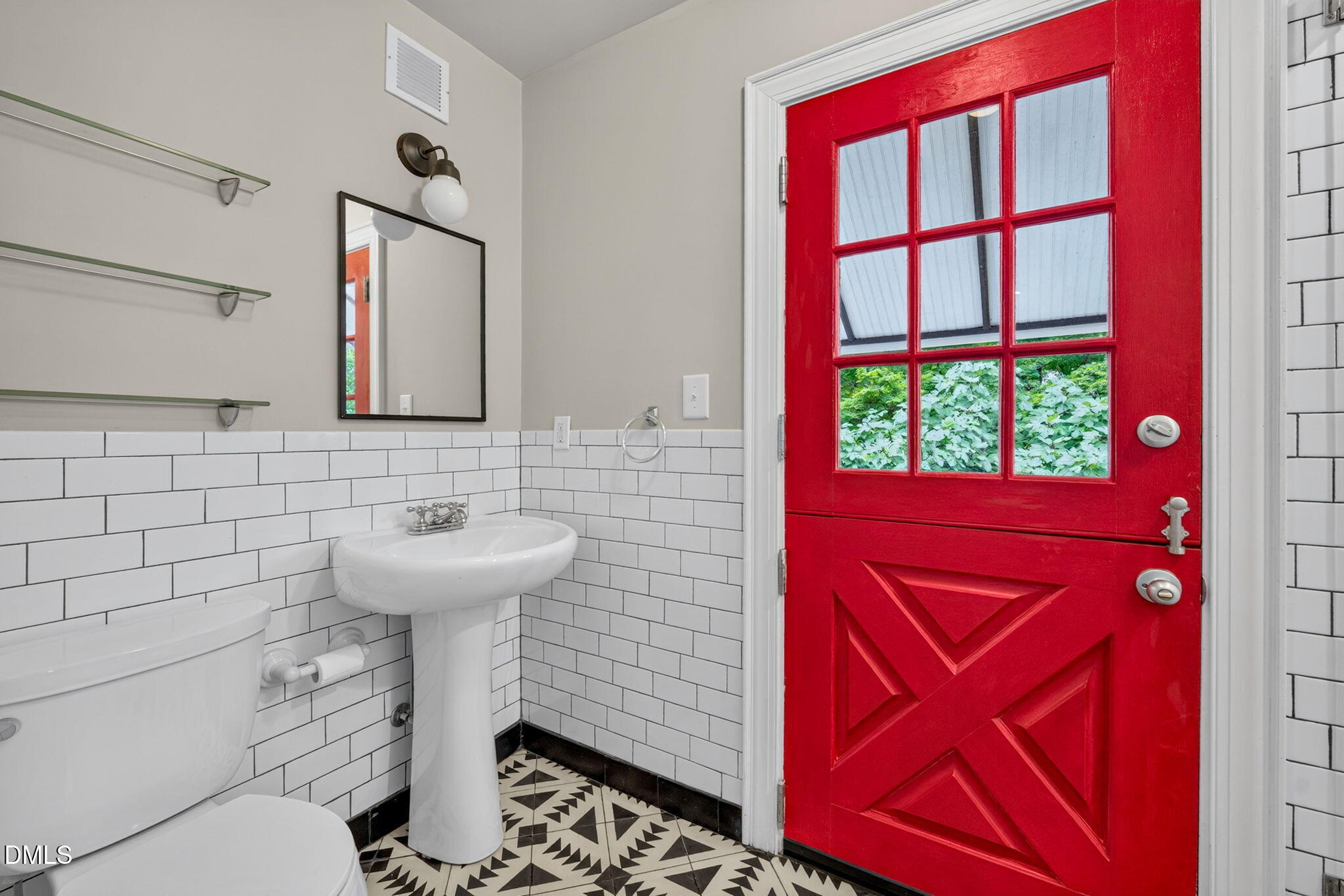 2625 Dover Road Property Photo 41