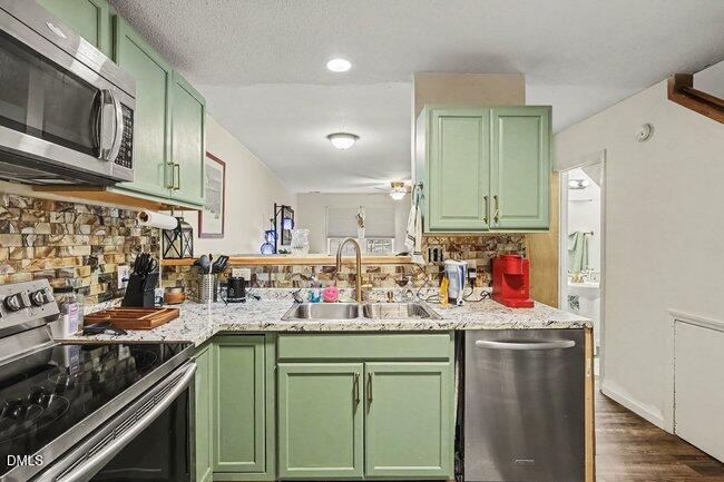 1714 Fox Hollow Drive Property Photo 1