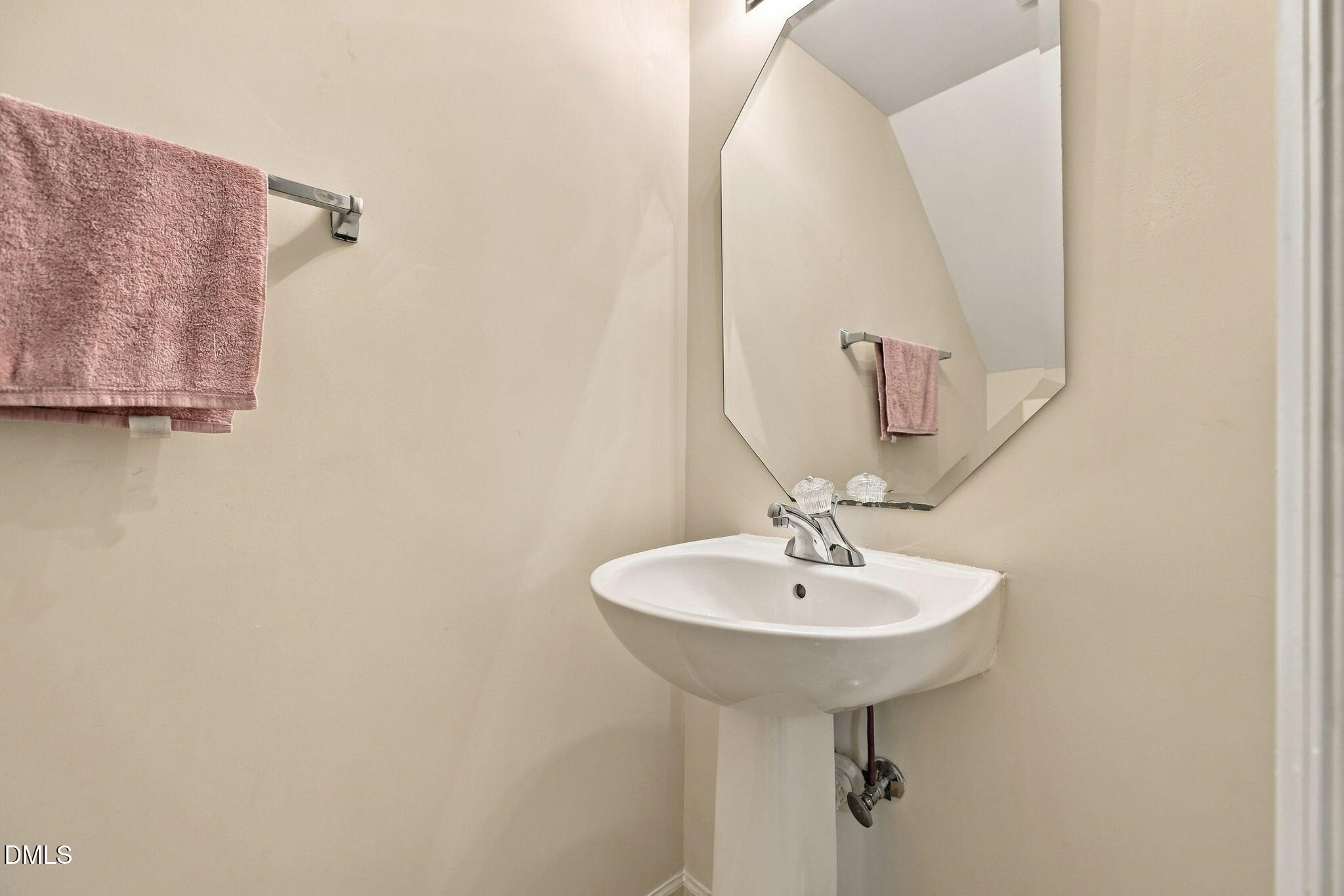 2220 Turtle Point Drive Property Photo 13