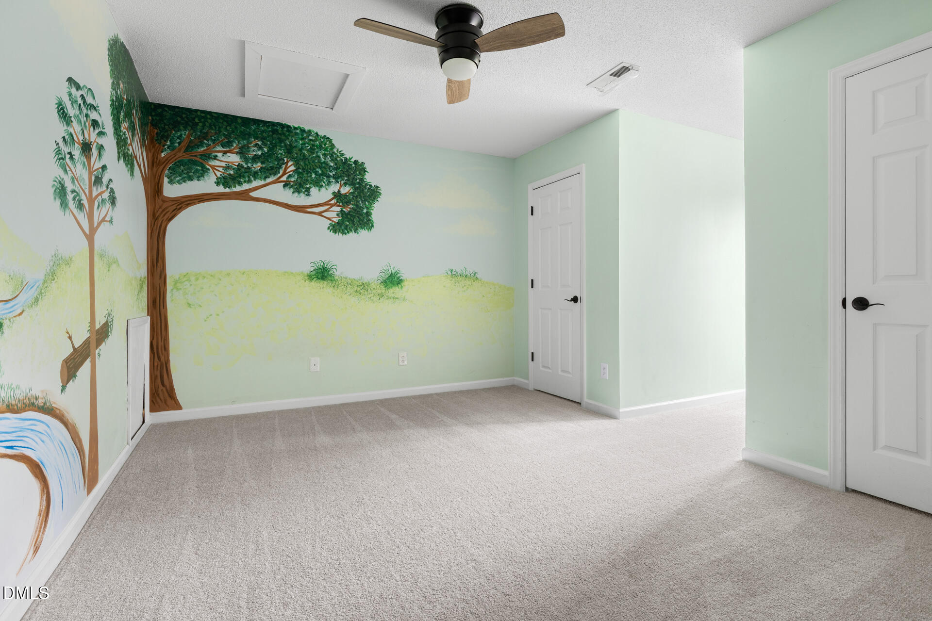 205 Adams Court Property Photo 32