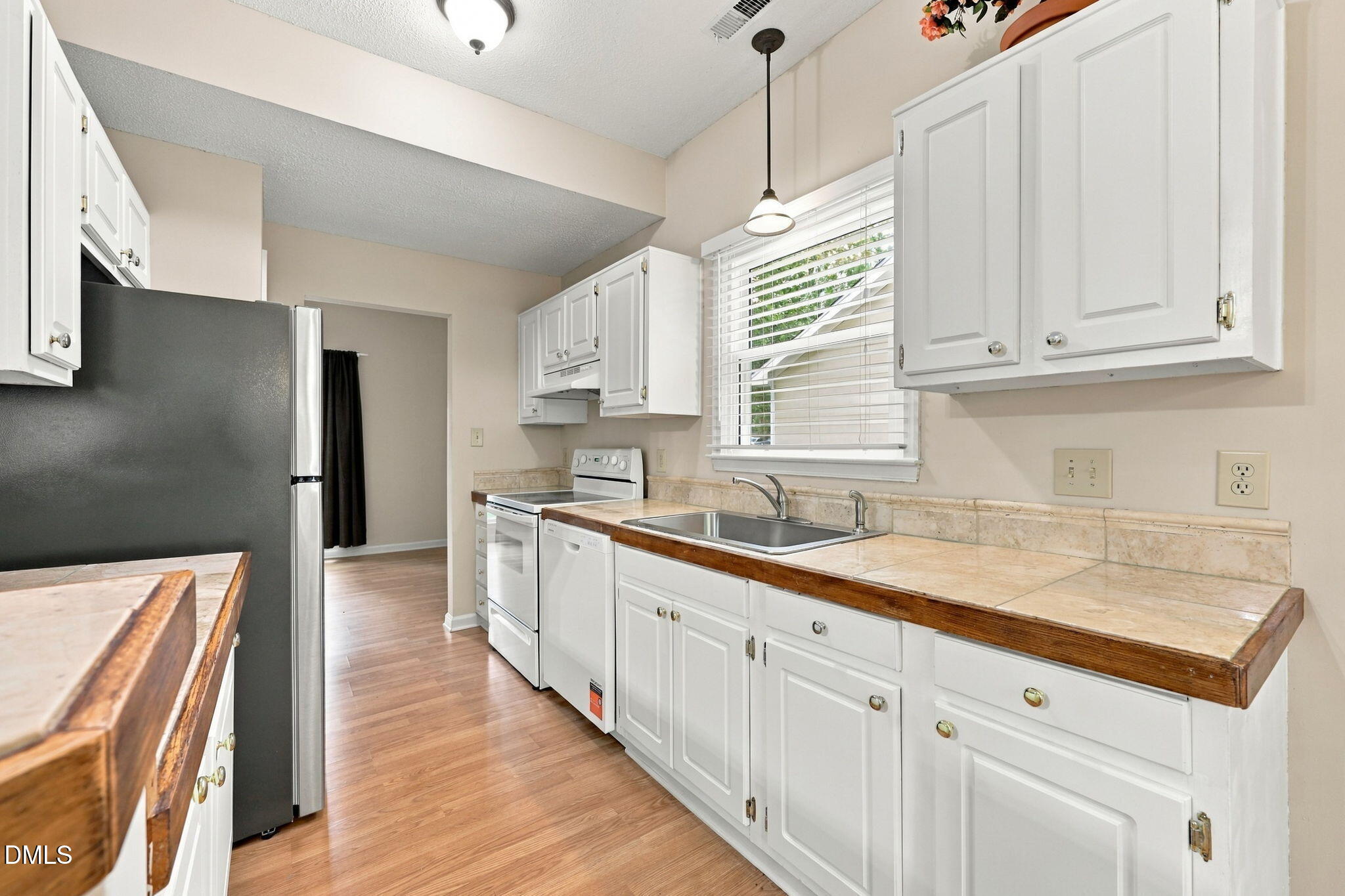 210 Eagle Tavern Drive Property Photo 11